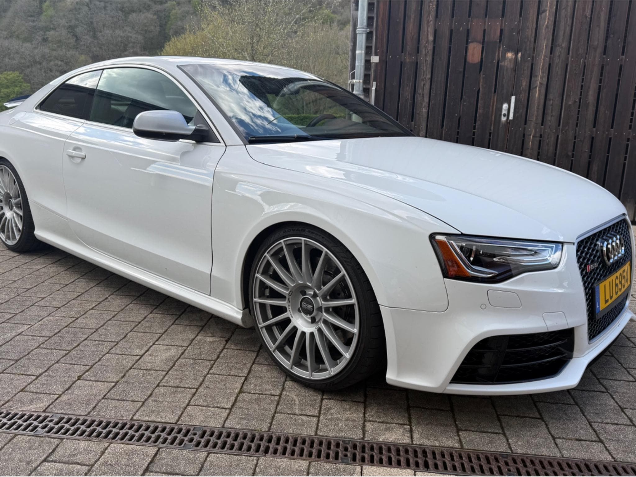 Audi RS5 V8 4.2 (2012) - Photo 3