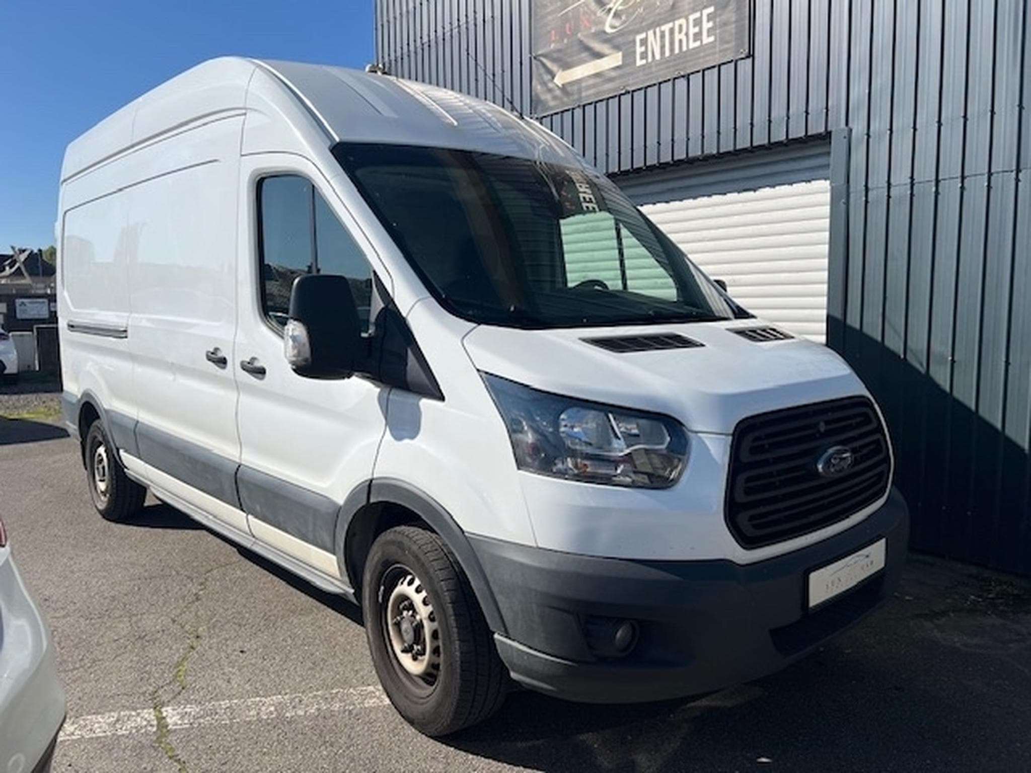 Ford Transit 2T 350L 2,0TDCI L3H2 (2019) - Photo 1