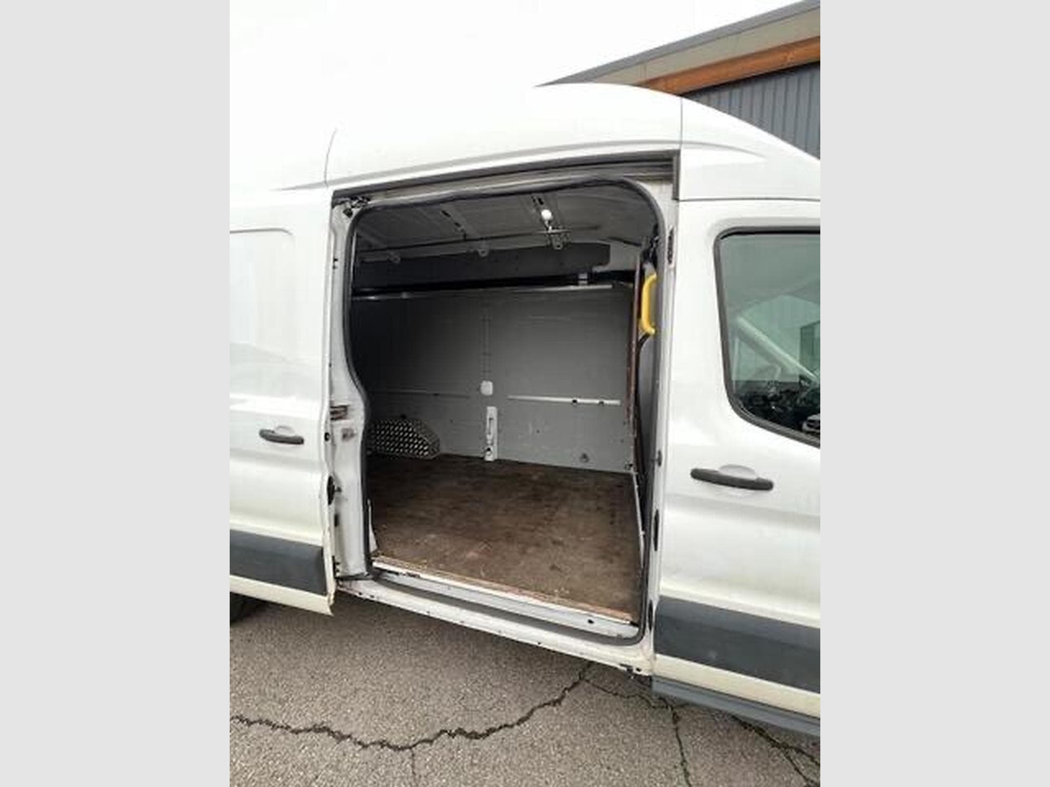 Ford Transit 2T 350L 2,0TDCI L3H2 (2019) - Photo 7