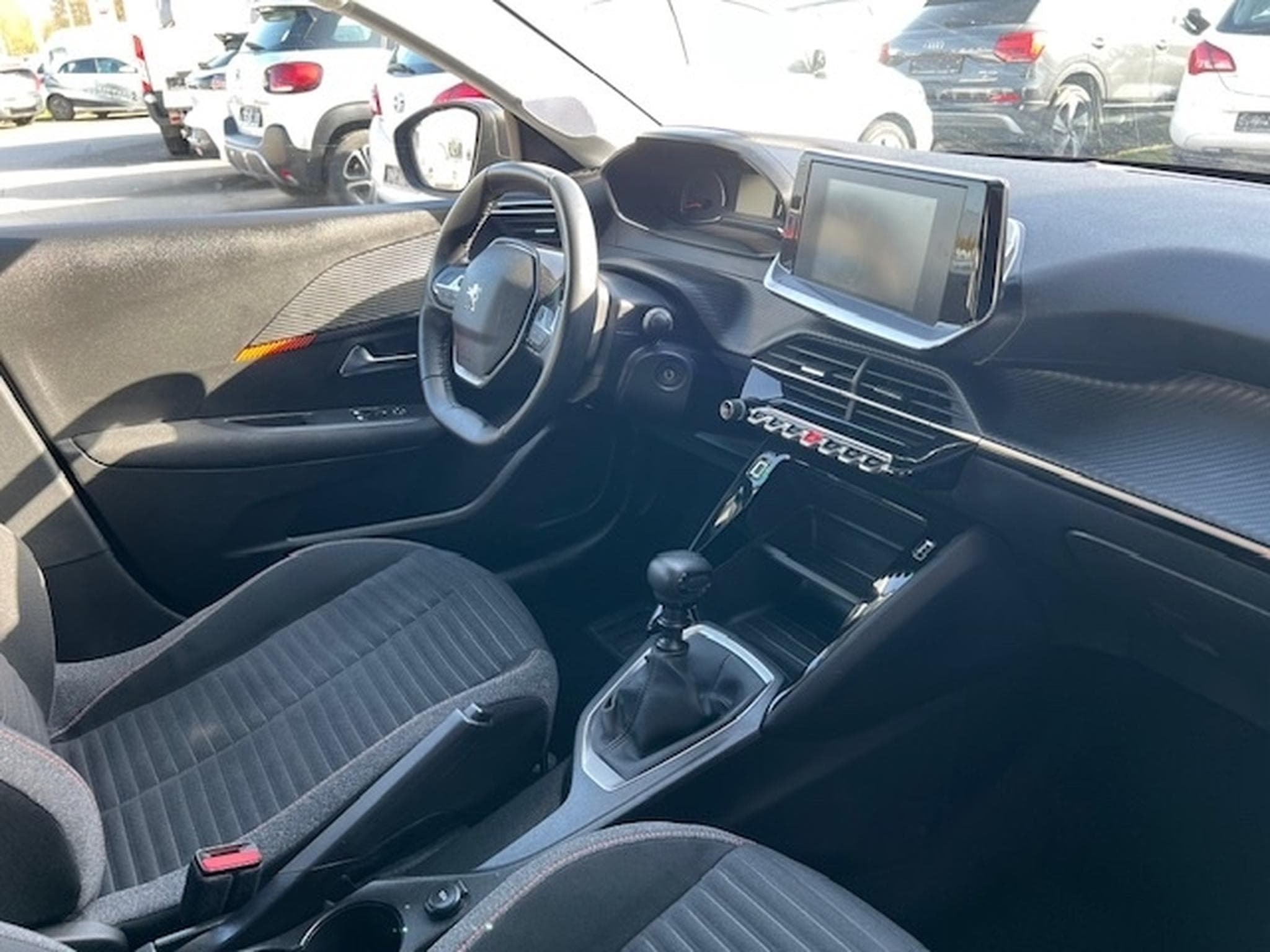 Peugeot 208 1,5 BlueHDI 102 CV Active pack (2027) - Photo 4