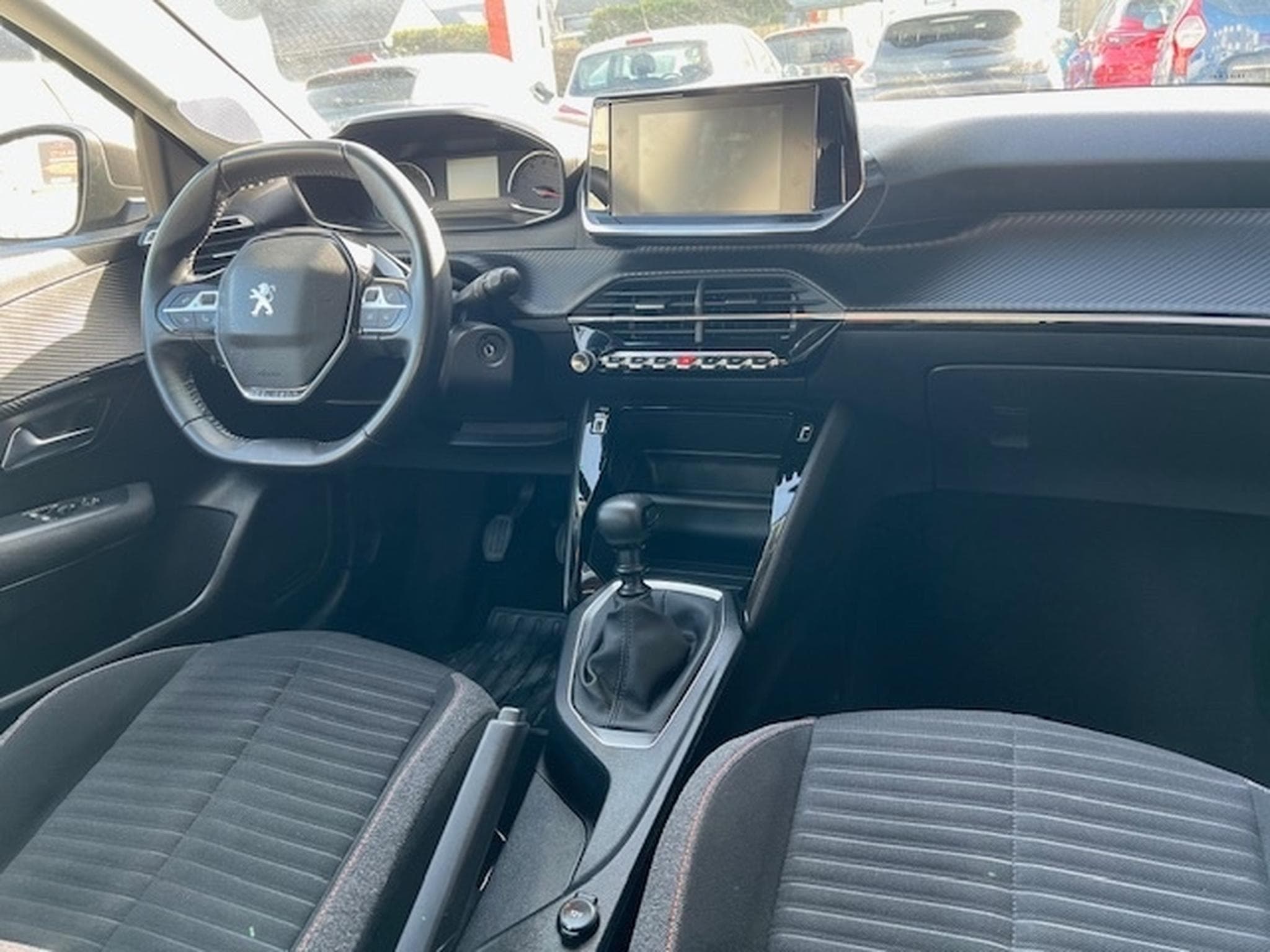 Peugeot 208 1,5 BlueHDI 102 CV Active pack (2027) - Photo 5