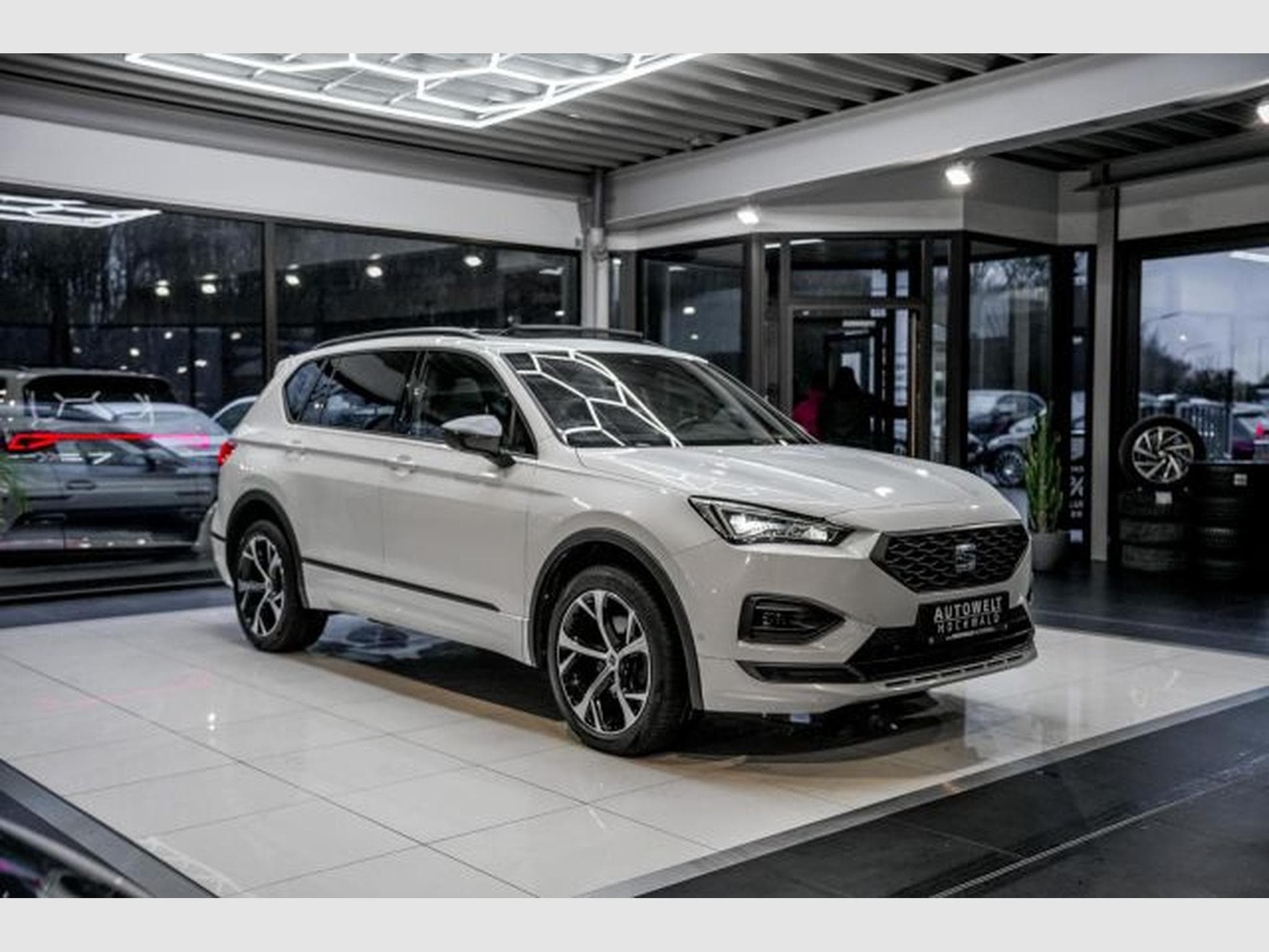 Seat Tarraco Tarraco 2.0 TDI DSG FR-Line Beats AHK LED PANO (2022) - Photo 4