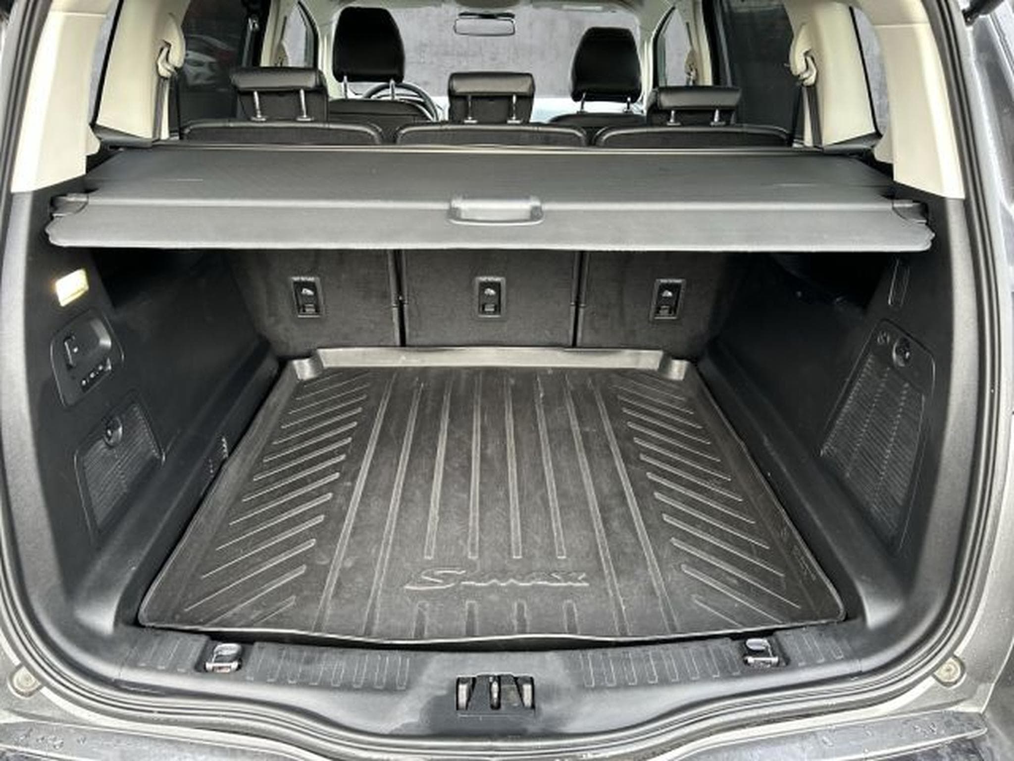 Ford S-Max S-MAX 2.0 TDCi Titanium Autom. NAVI ACC RFK LED (2017) - Foto 10