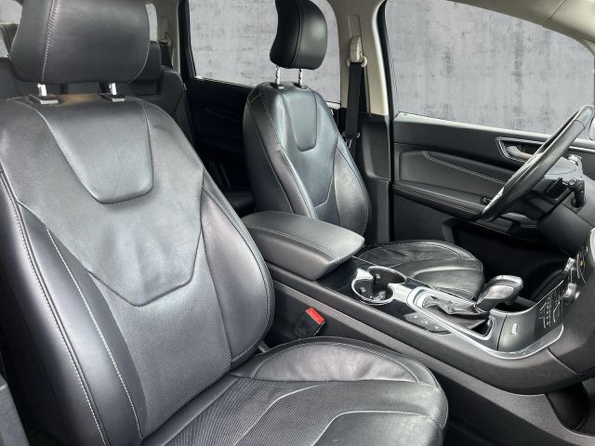 Ford S-Max S-MAX 2.0 TDCi Titanium Autom. NAVI ACC RFK LED (2017) - Foto 13