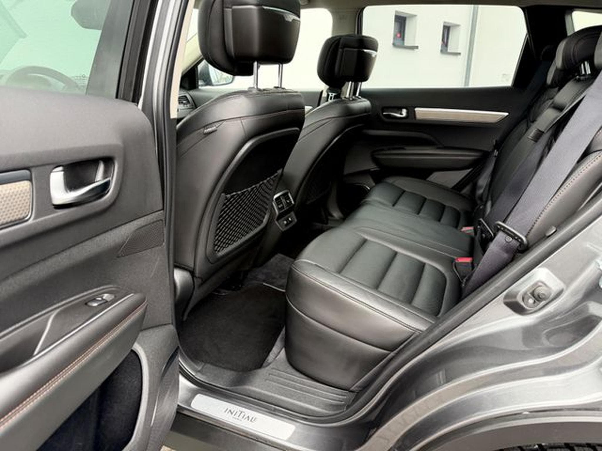 Renault Koleos Koleos Initiale Paris 4x4 2.0 *BOSE*LEDER*NAVI* (2020) - Foto 11