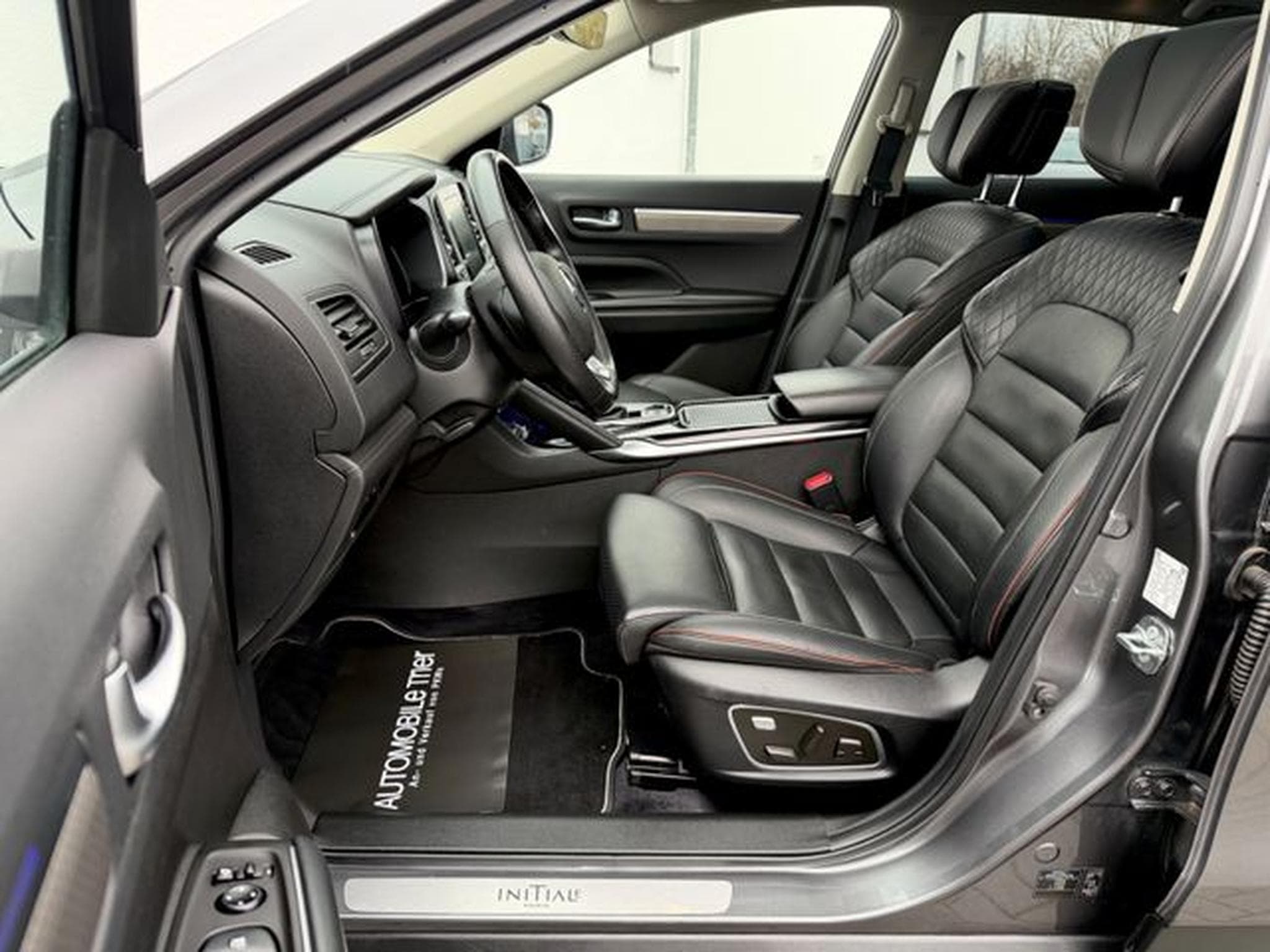 Renault Koleos Koleos Initiale Paris 4x4 2.0 *BOSE*LEDER*NAVI* (2020) - Foto 6