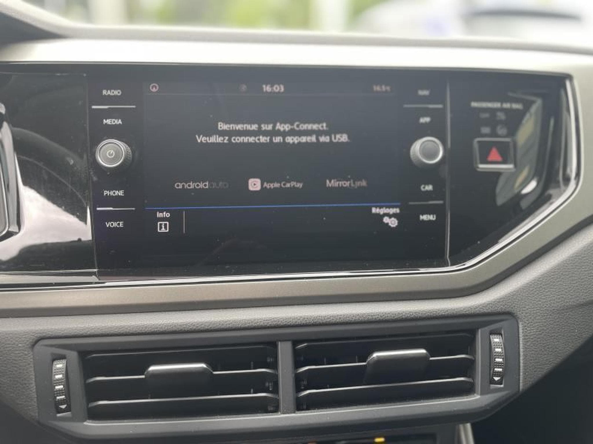 VW Polo 1.0 TSI 95 Comfortline (2018) - Photo 9