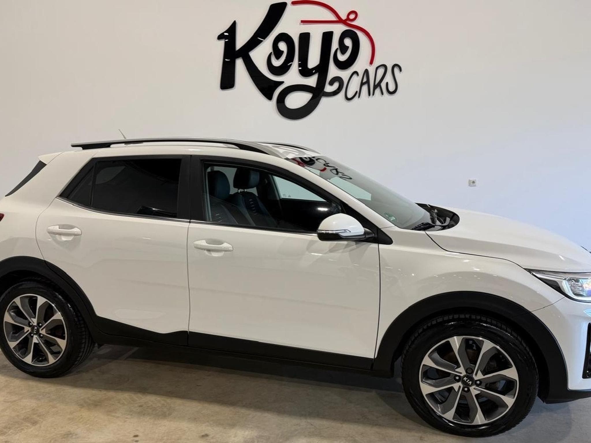 Kia Stonic (2018) - Photo 2