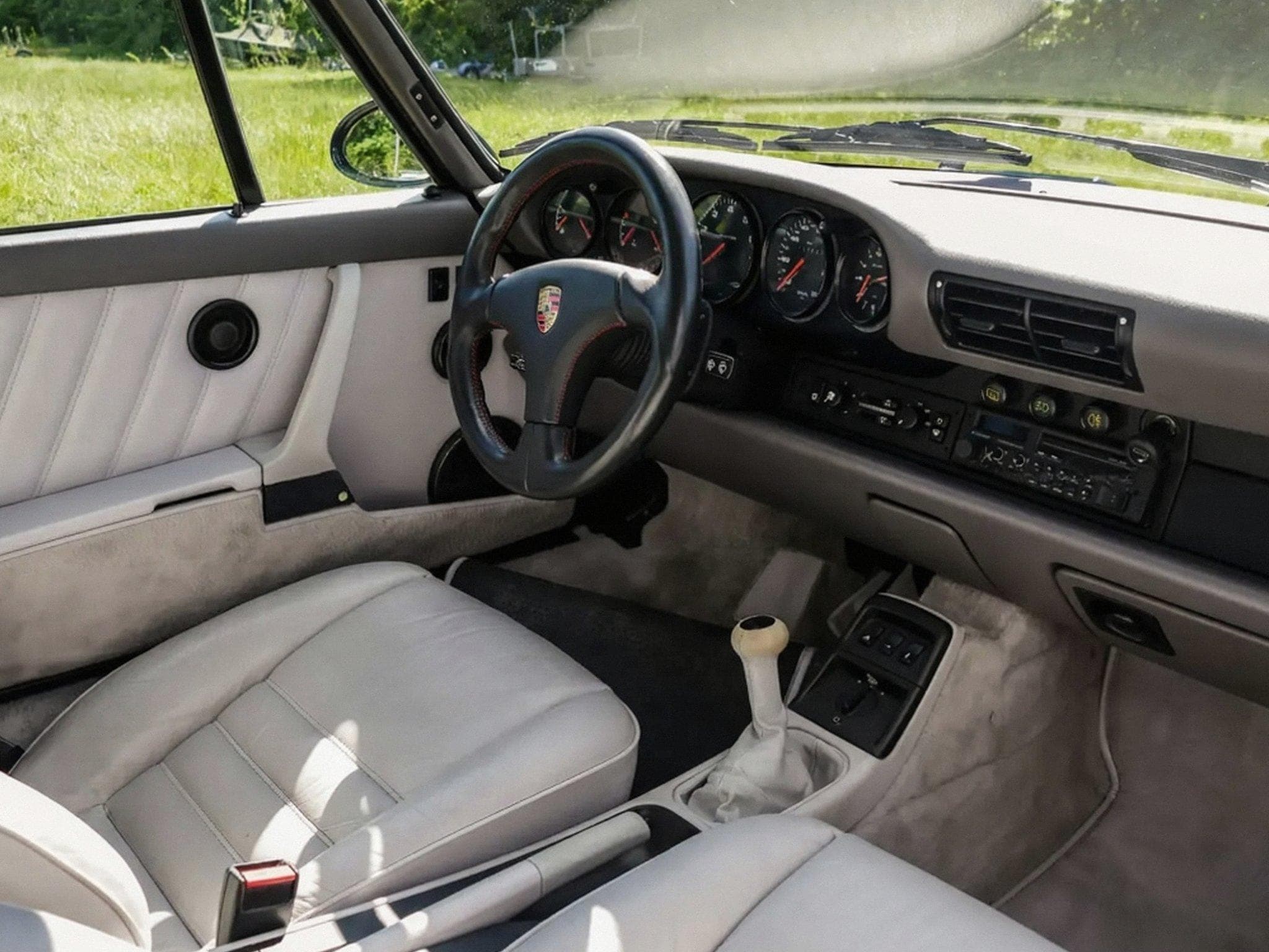 Porsche 911 964 C2 (1993) - Photo 1