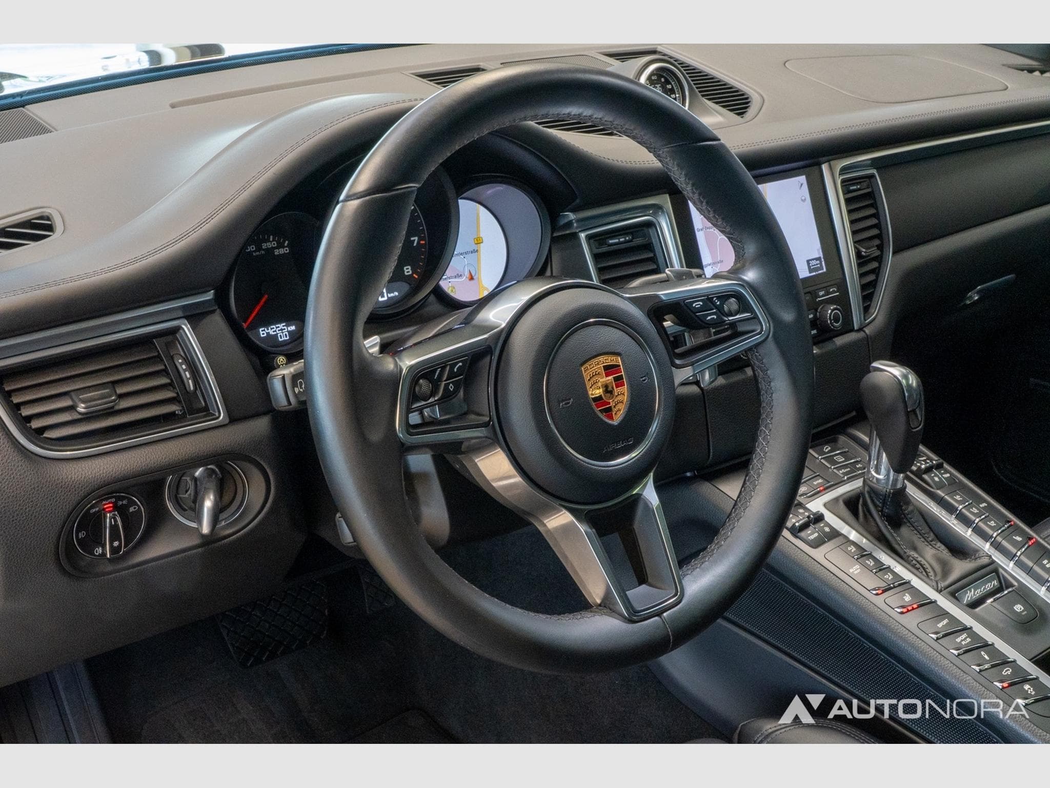 Porsche Macan (2019) - Photo 13