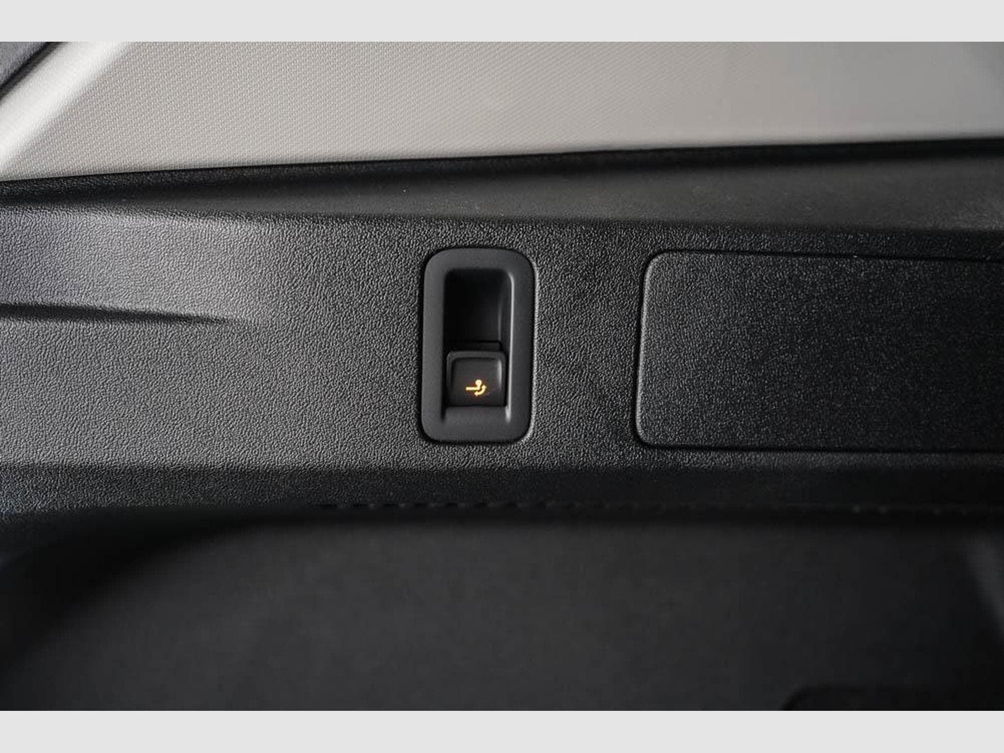 VW Tiguan 1,5 eTSI DSG (2026) - Photo 20