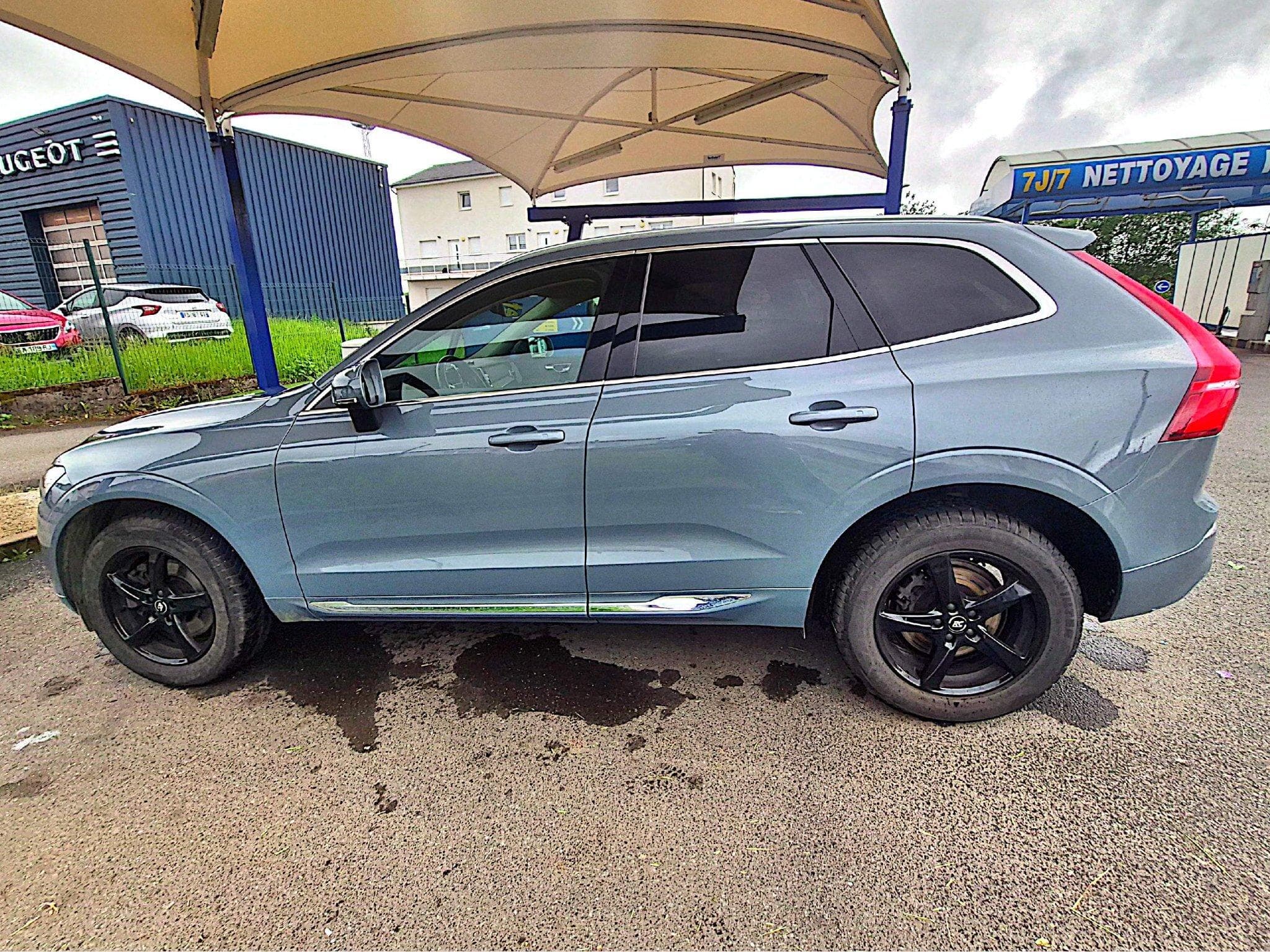 Volvo XC60 B4 (2021) - Photo 1