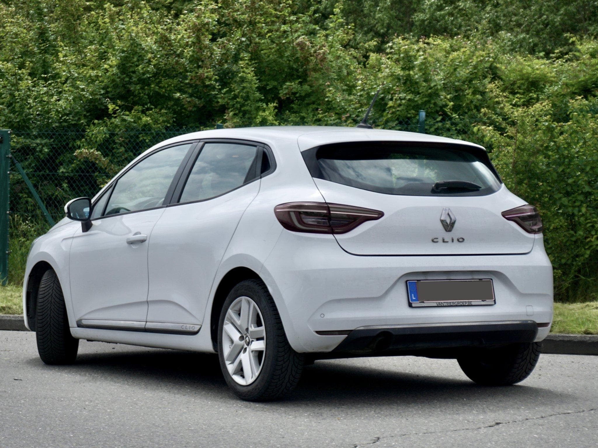 Renault Clio Renault Clio 5  - 1.0 TCe 100 ch (2020) - Photo 3