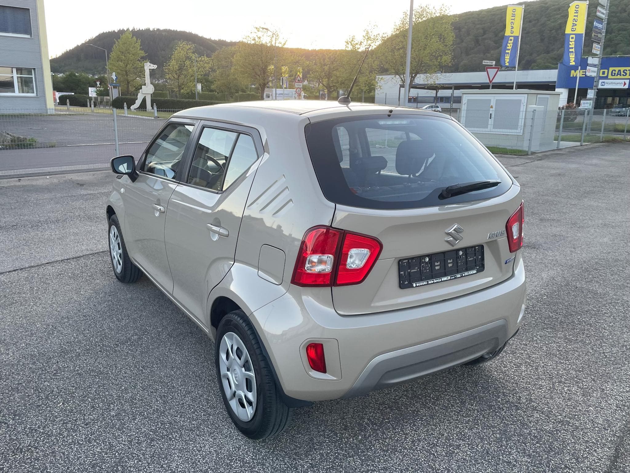 Suzuki Ignis Suzuki ignis, Benzin/Hybrid, 1-Hand, 48TKM! (2020) - Photo 6