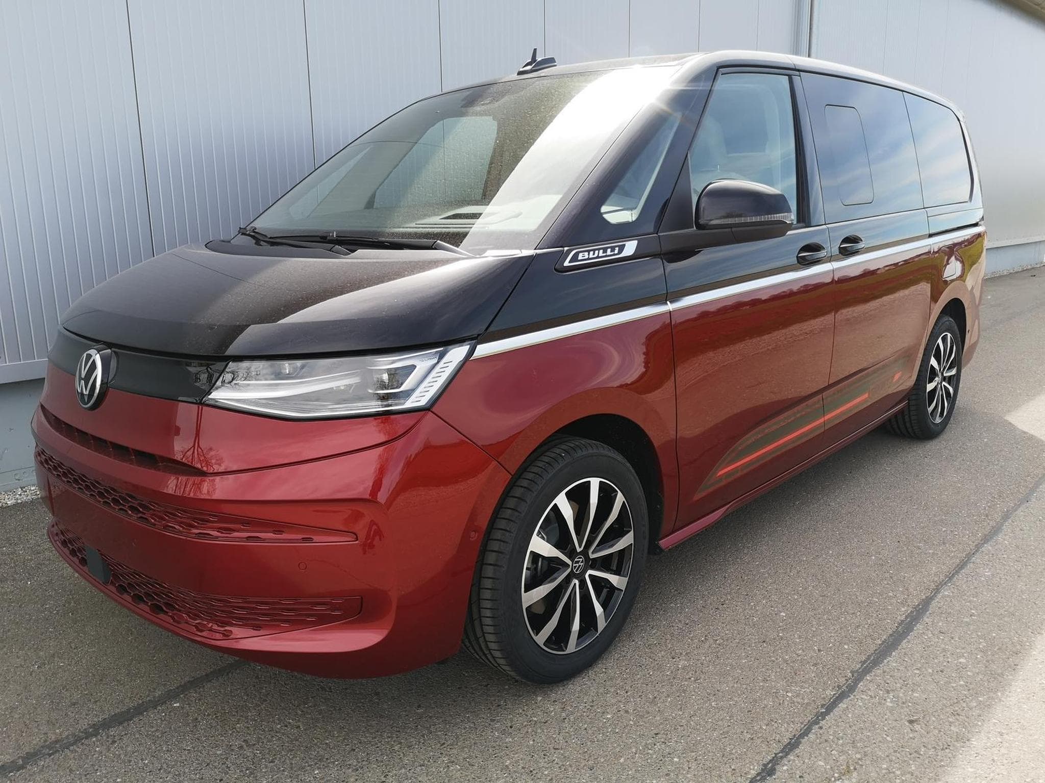VW T7 Sport Edition (2026) - Photo 1