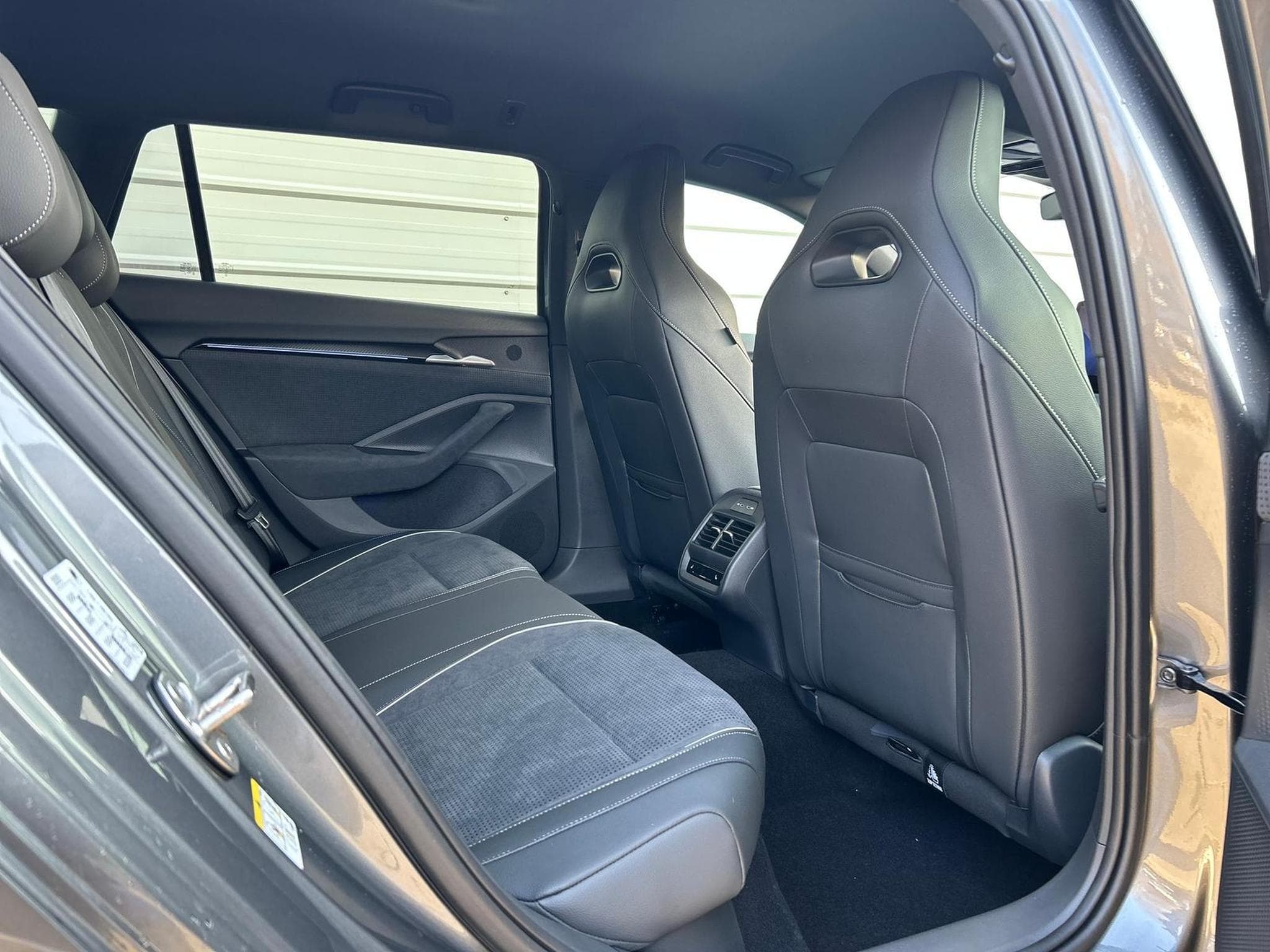 Skoda Superb Sportline (2026) - Photo 9