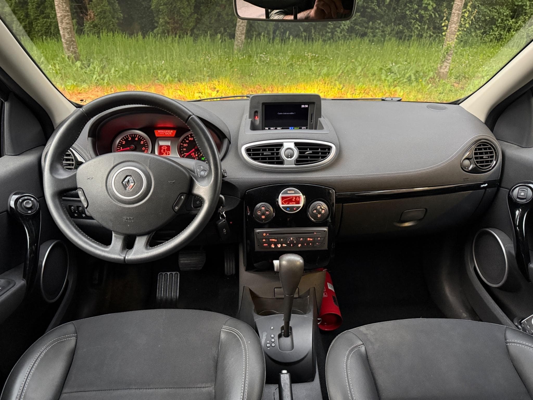 Renault Clio Automatique (2012) - Photo 3