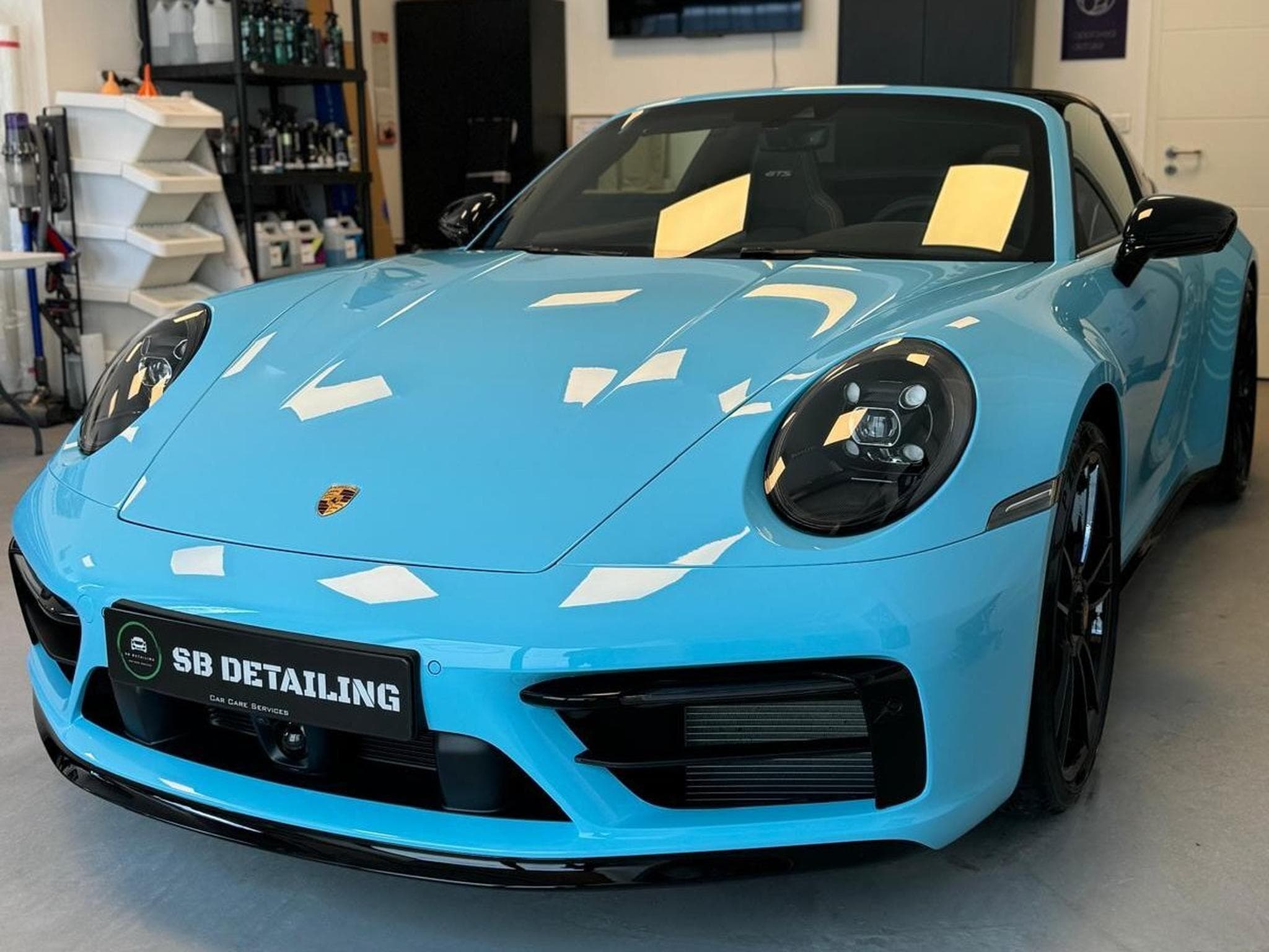 Porsche 992 Targa 4 GTS (2024) - Foto 1