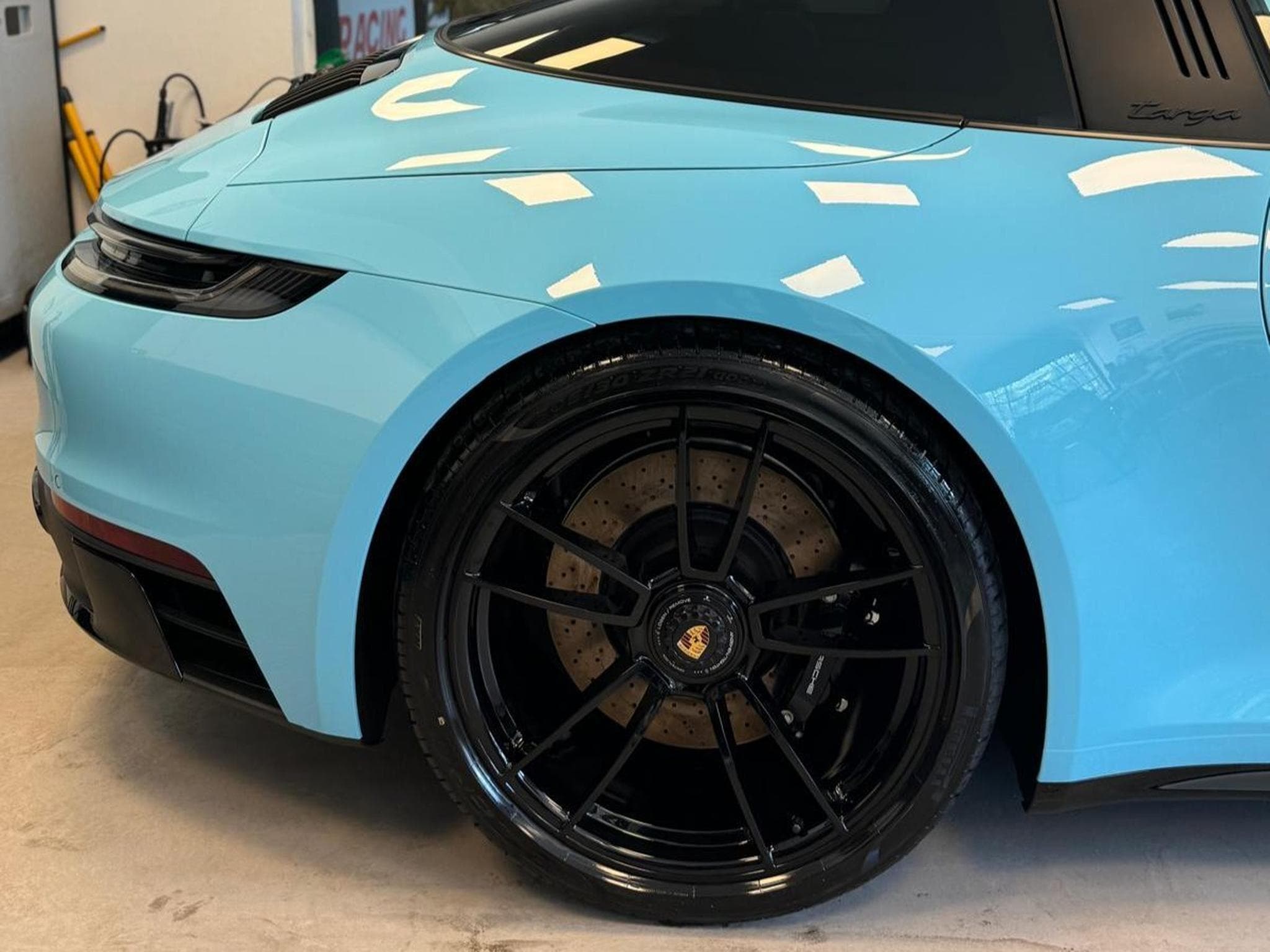 Porsche 992 Targa 4 GTS (2024) - Foto 2