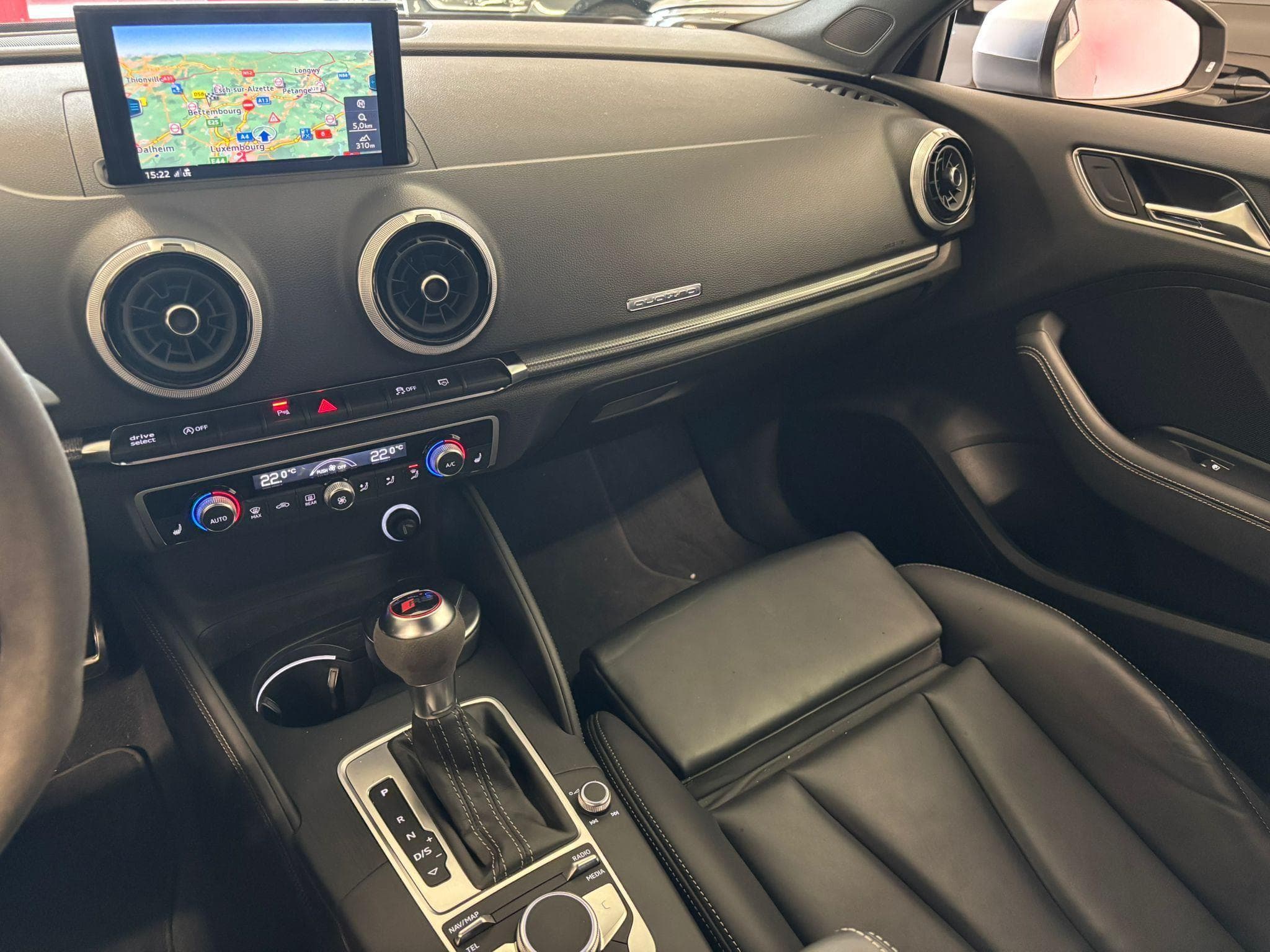 Audi RS3 Lim. 2.5 TFSI quattro (2019) - Photo 10
