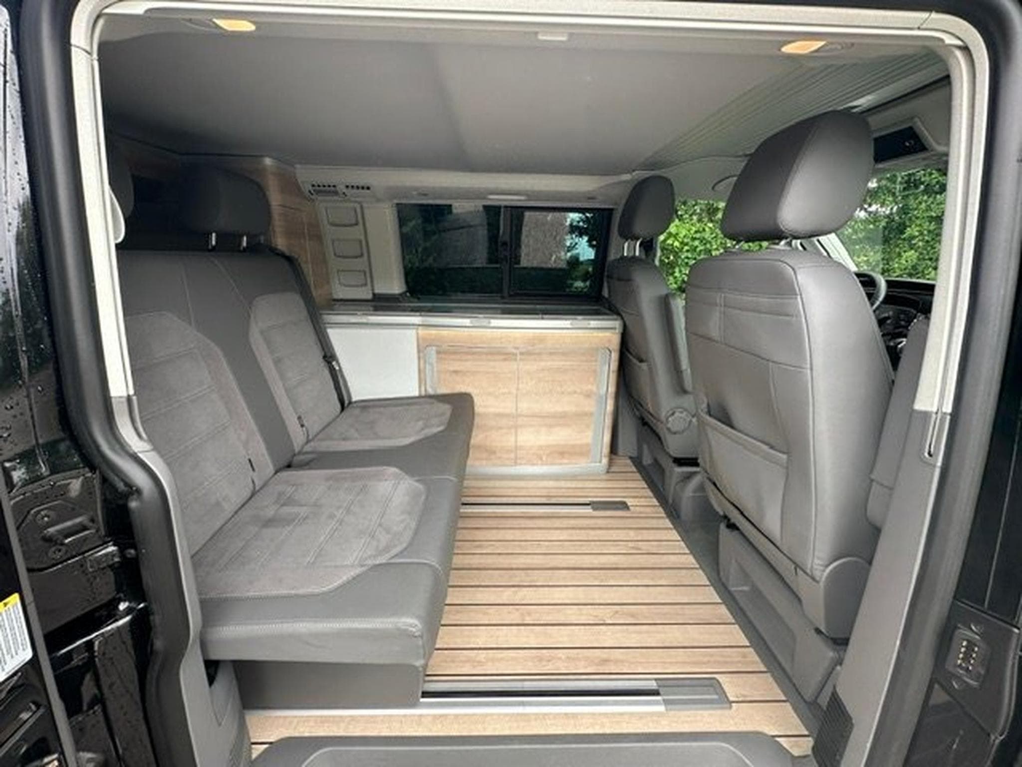 VW California T5 Ocean court 150kW TDI DSG7 4Motion (2024) - Photo 13