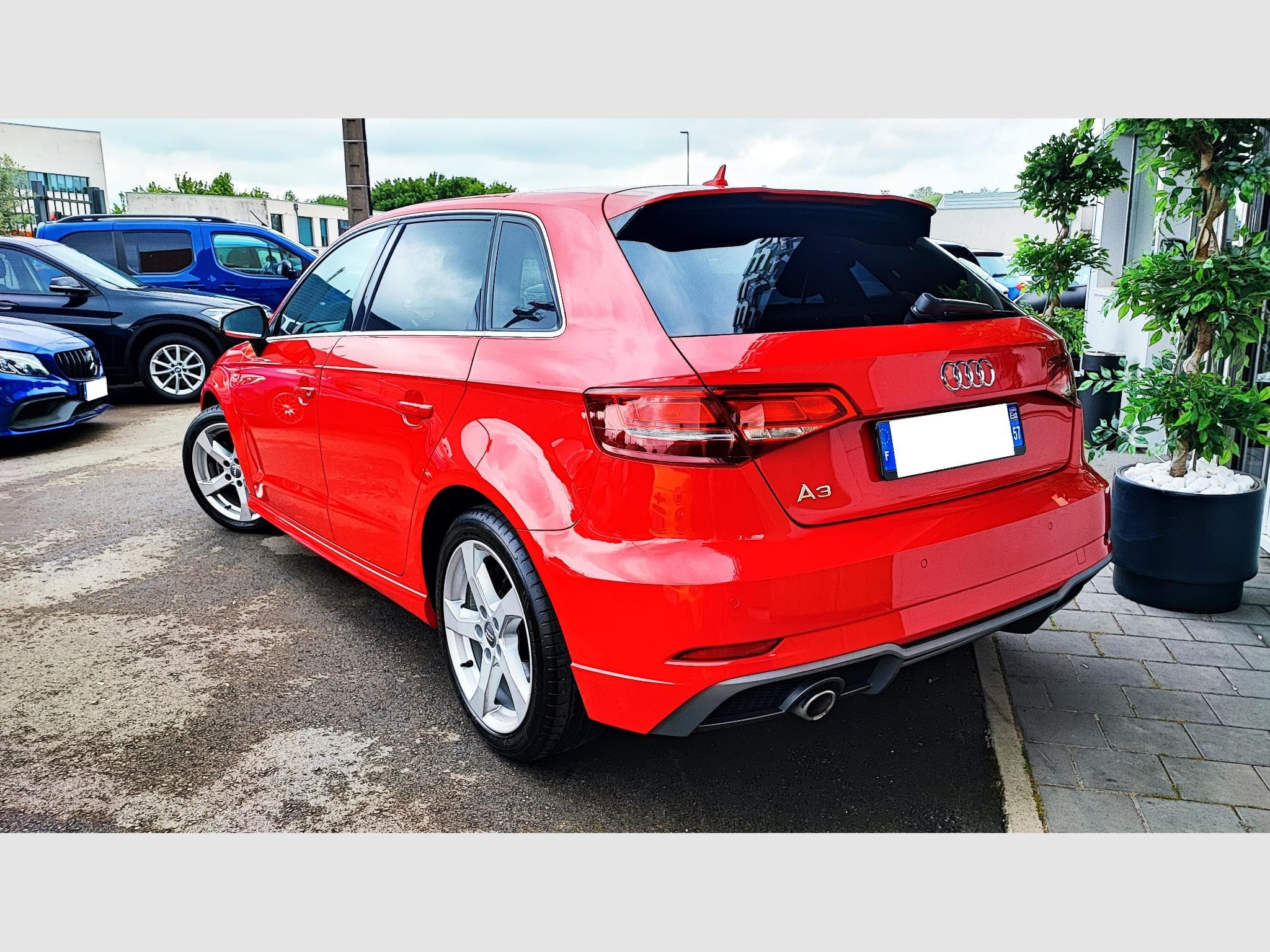 Audi A3 SPORTBACK 1.6 TDI 110CH S LINE (2017) - Photo 8