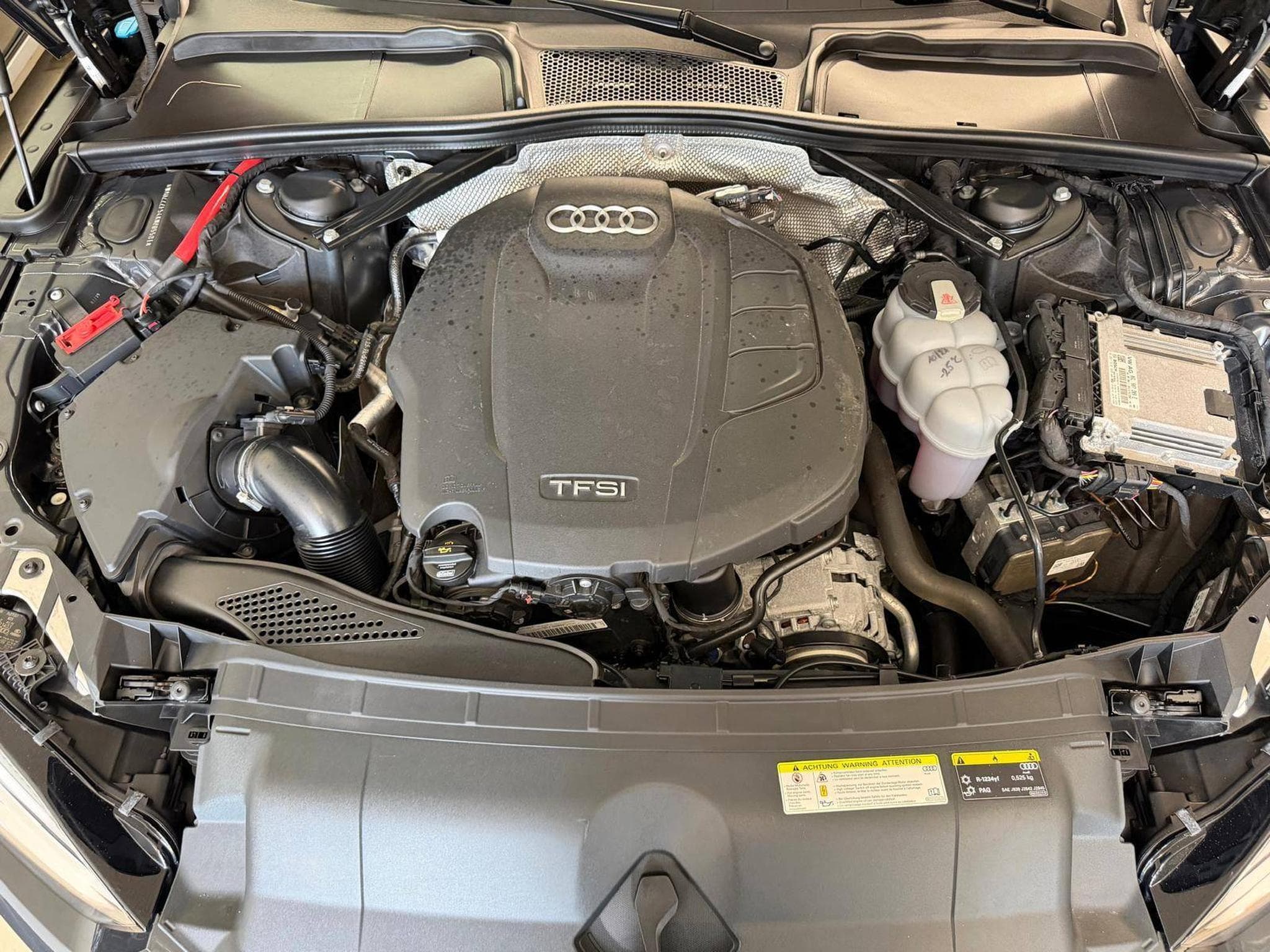 Audi A5 Cabriolet 40 TFSI S-Line (2019) - Photo 15