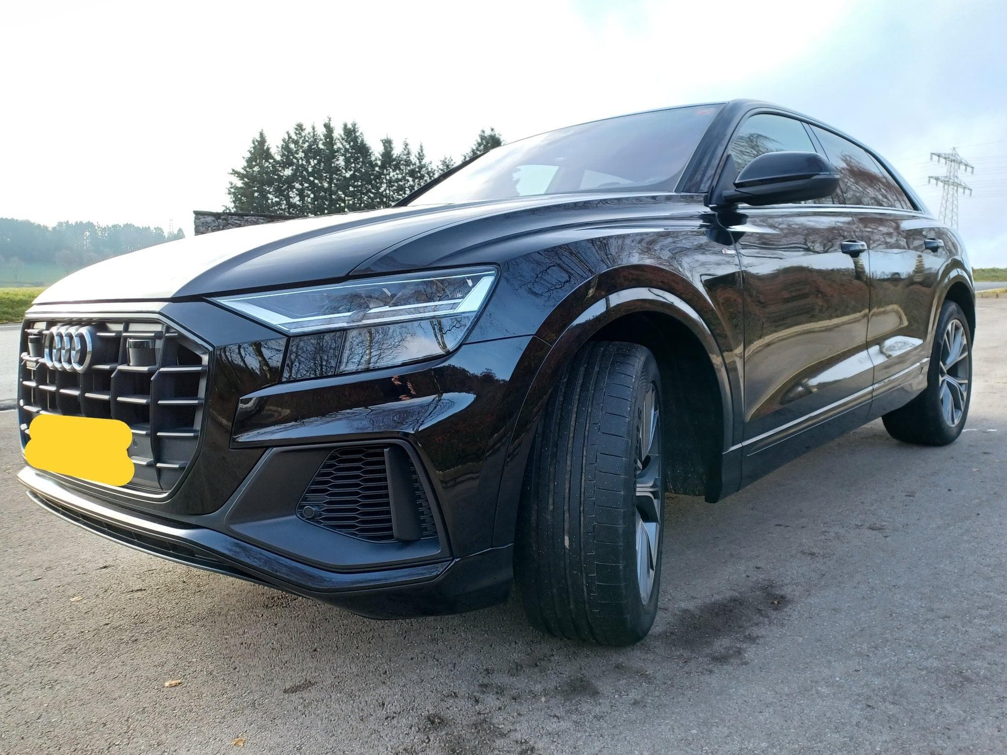 Audi Q8 S-LINE (2019) - Photo 1