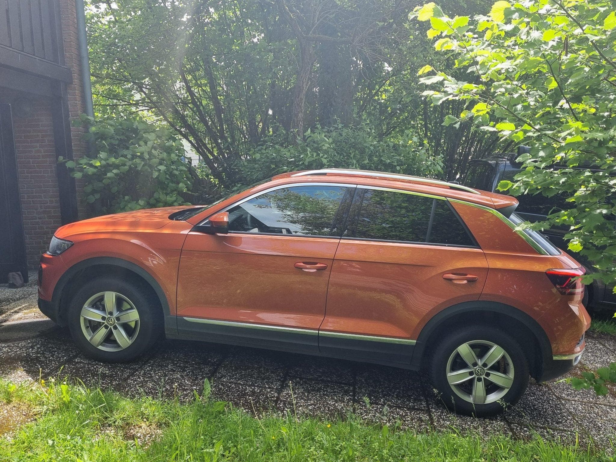 VW T-Roc (2019) - Photo 2