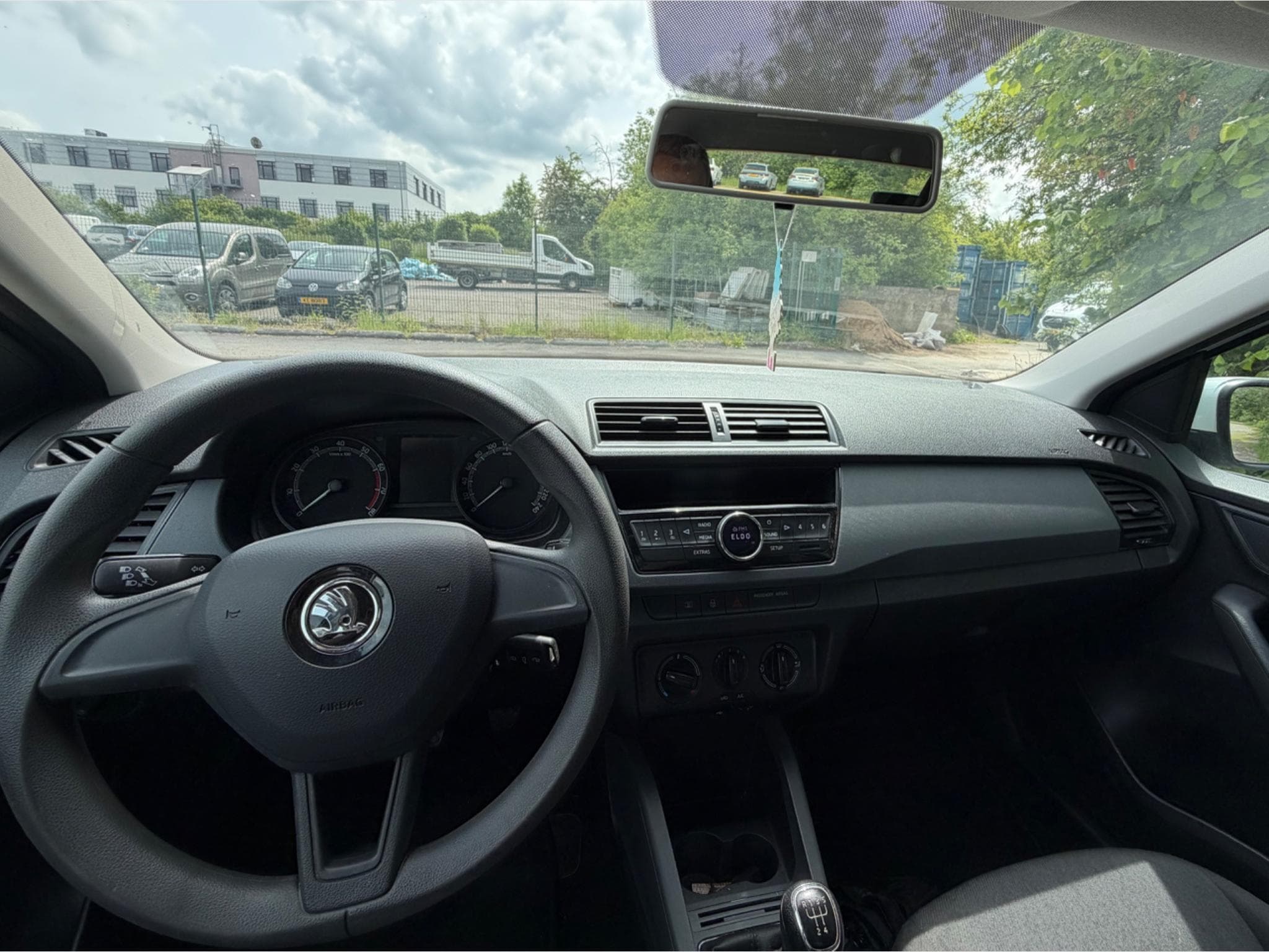 Skoda Fabia Active (2019) - Photo 3