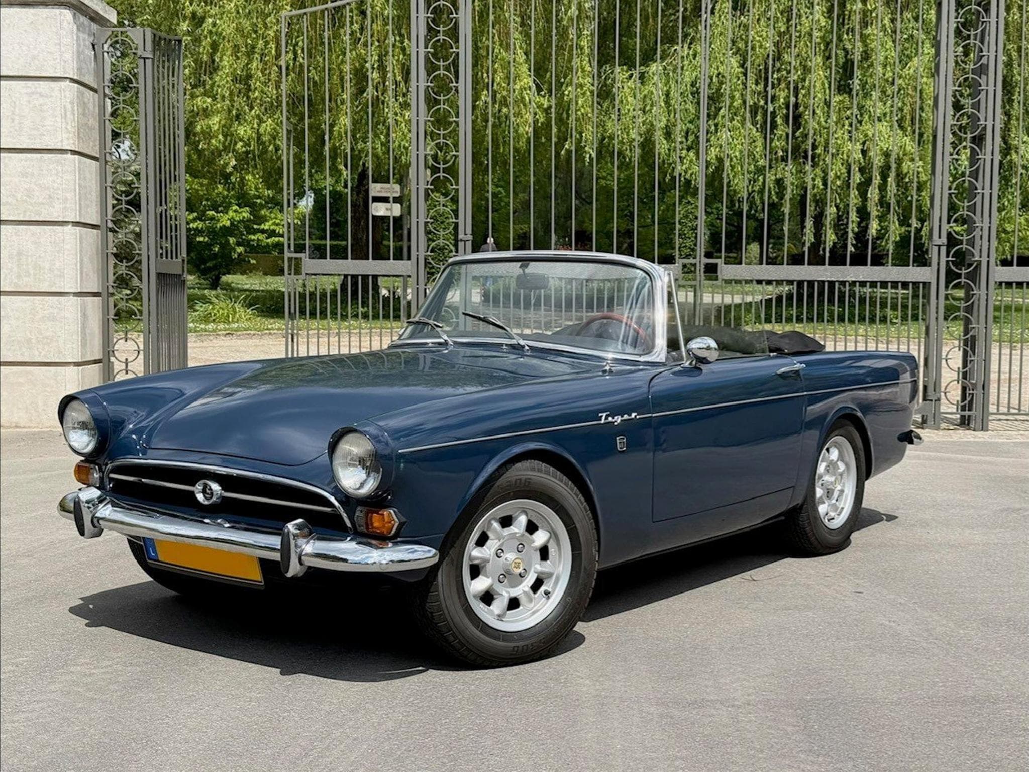 Sunbeam Alpine Tiger 4.2L V8 Convertible (1965) - Photo 1