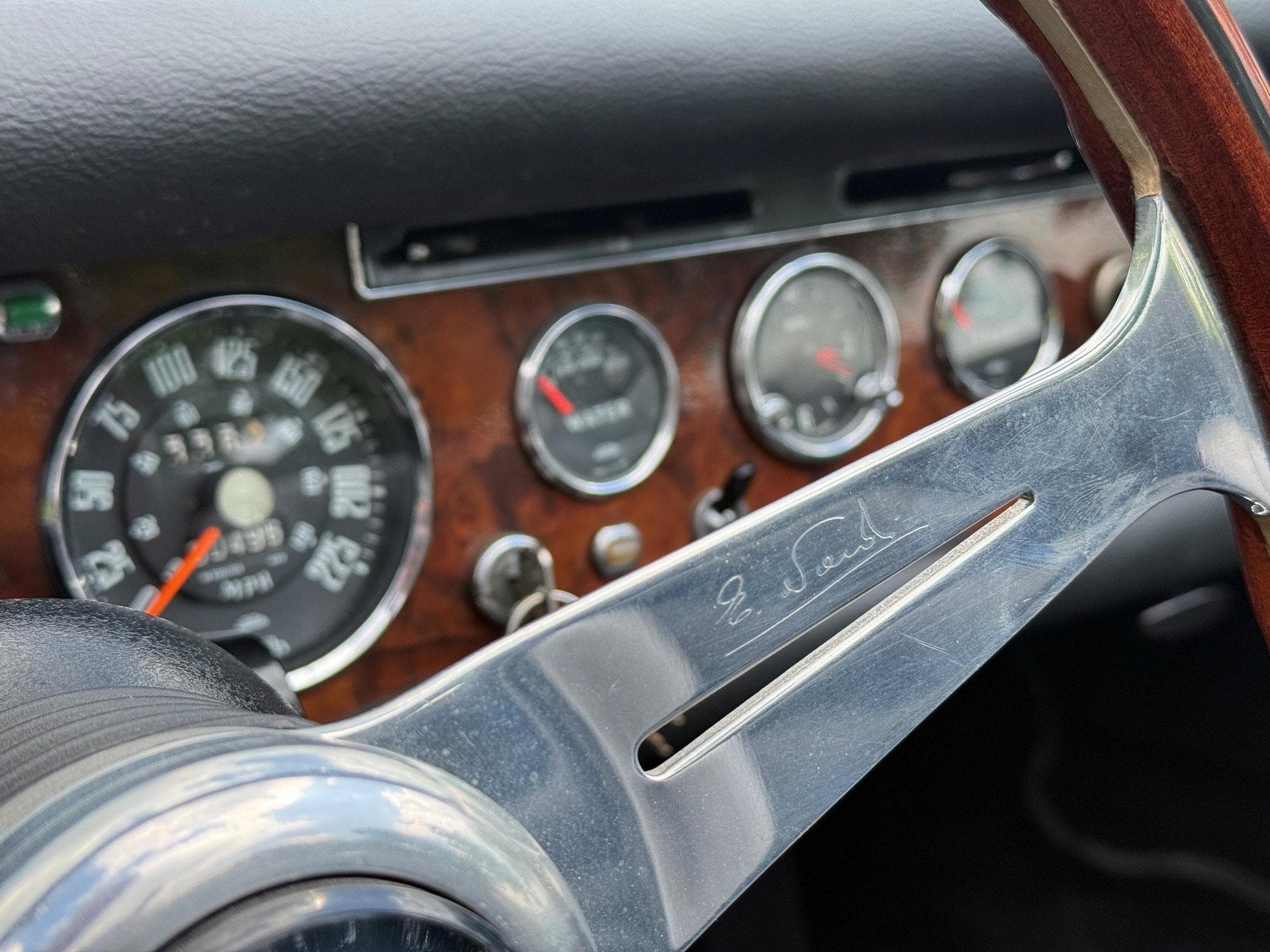 Sunbeam Alpine Tiger 4.2L V8 Convertible (1965) - Photo 12