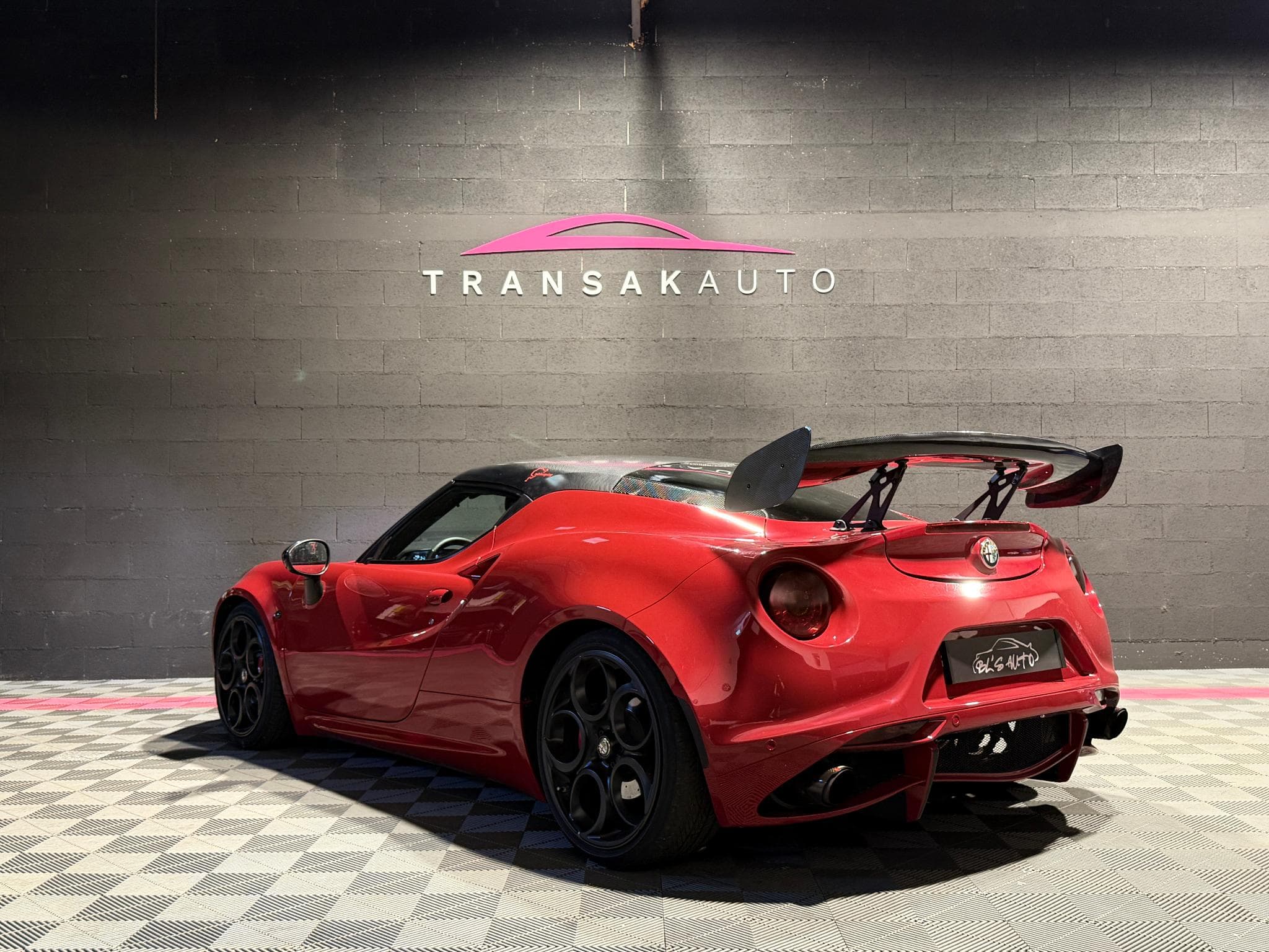 Alfa-Romeo 4C 1750 Tbi 240 ch TCT Standard Edition (2015) - Photo 3
