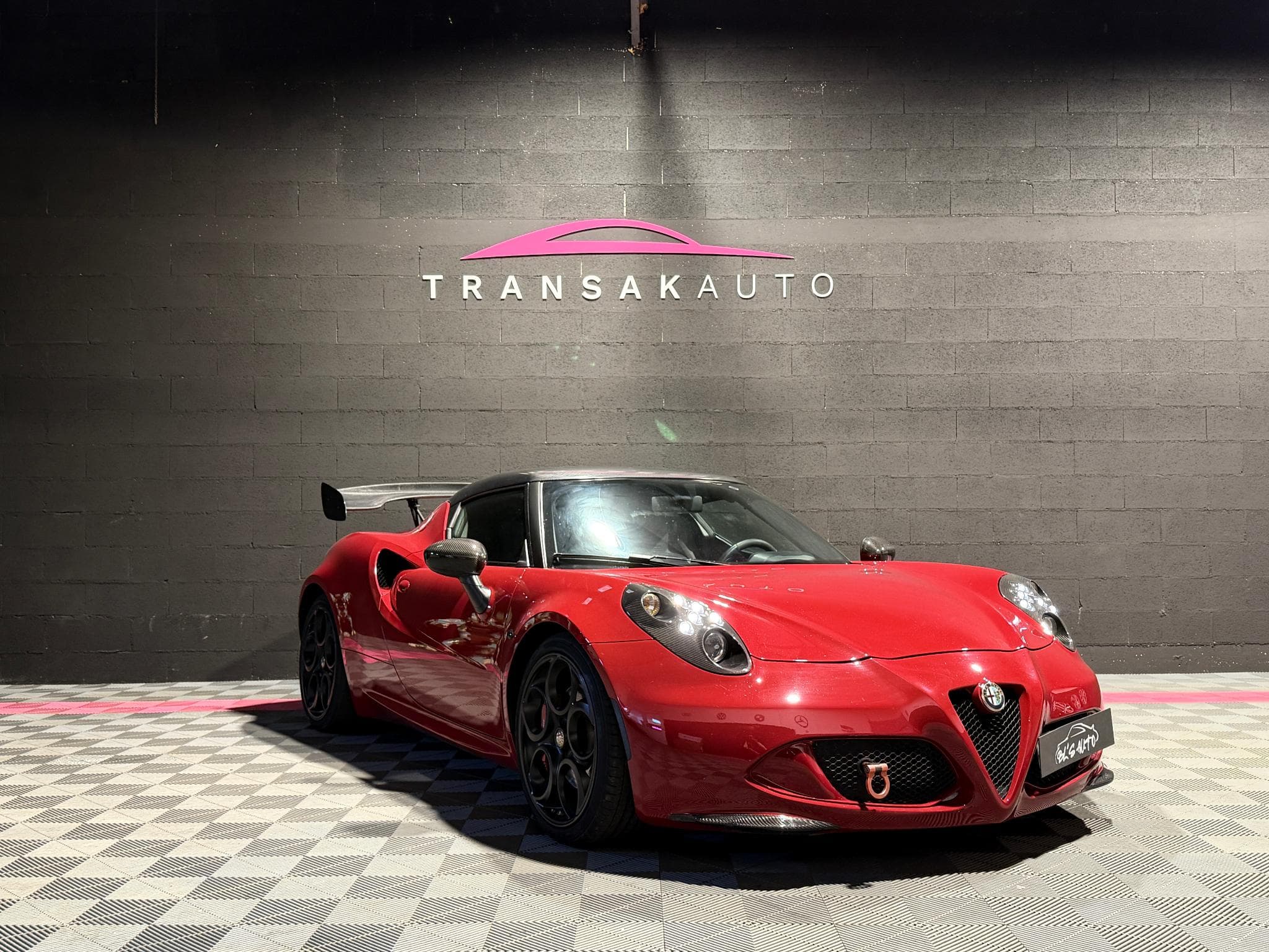 Alfa-Romeo 4C 1750 Tbi 240 ch TCT Standard Edition (2015) - Photo 4