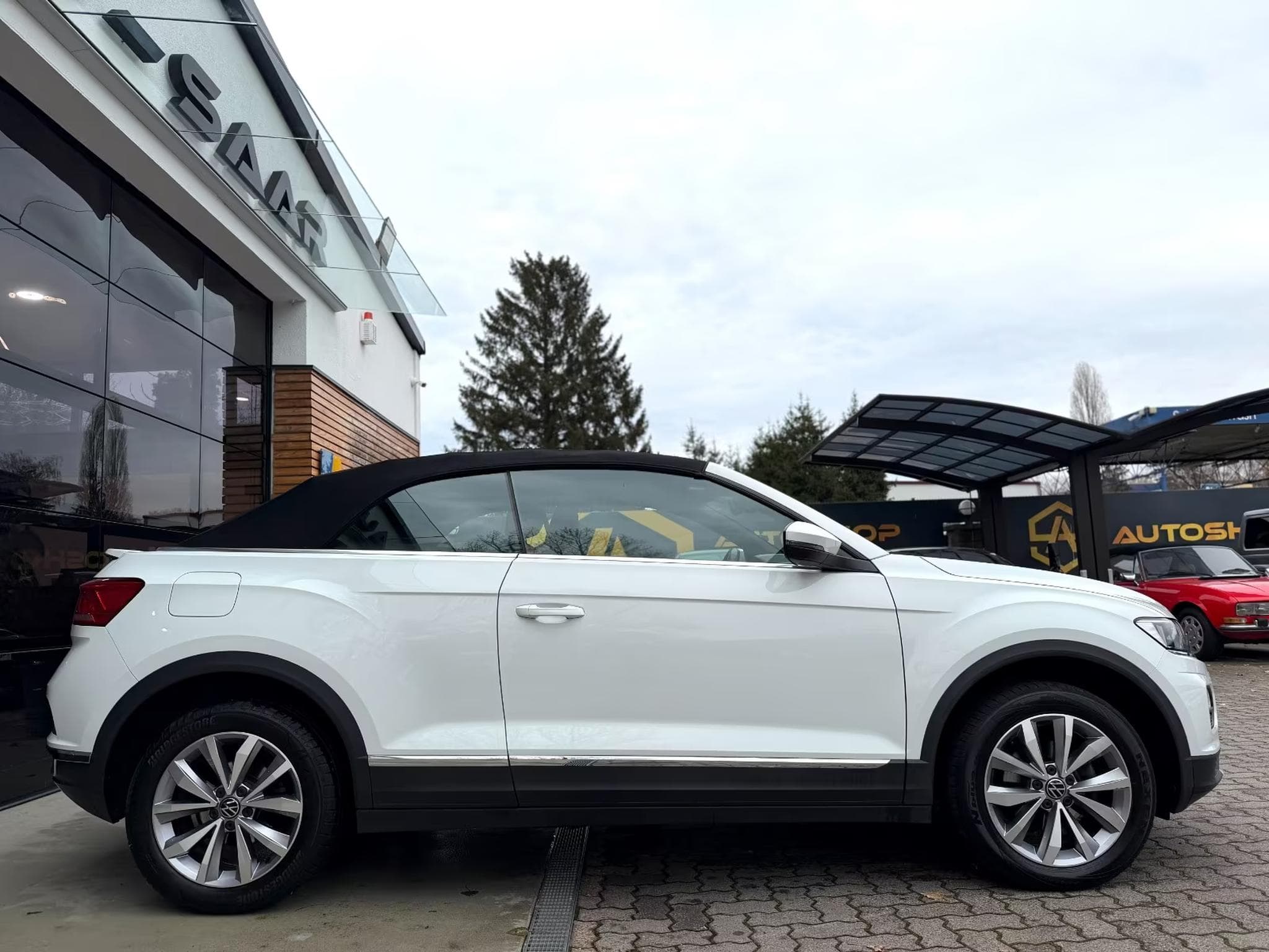 VW T-Roc (2021) - Photo 9