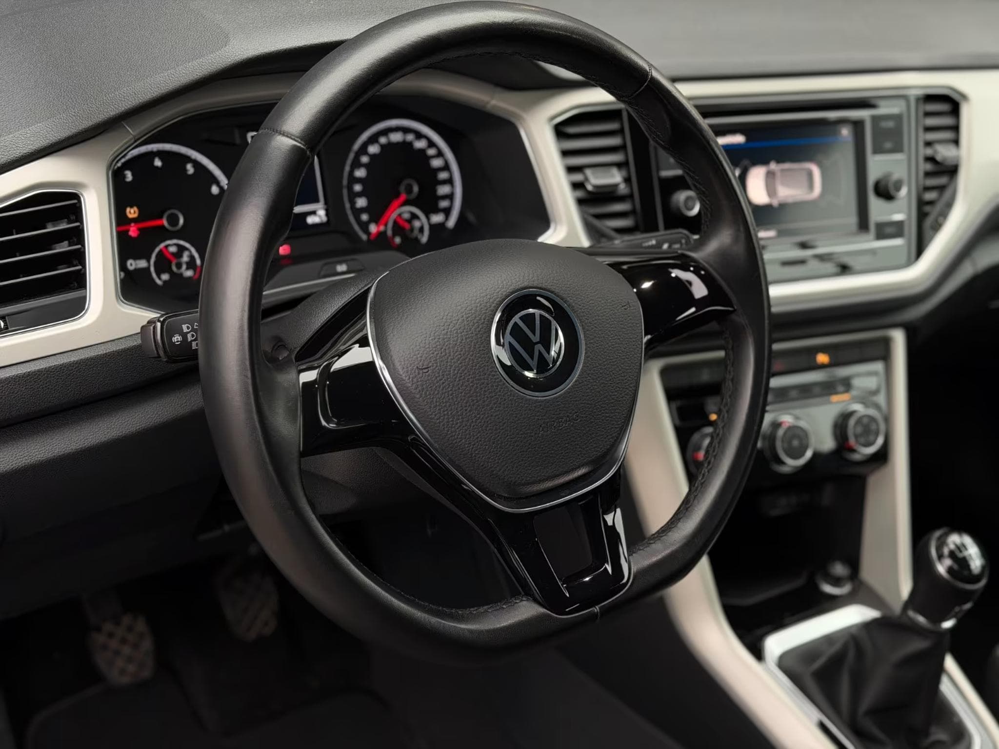 VW T-Roc (2021) - Photo 6