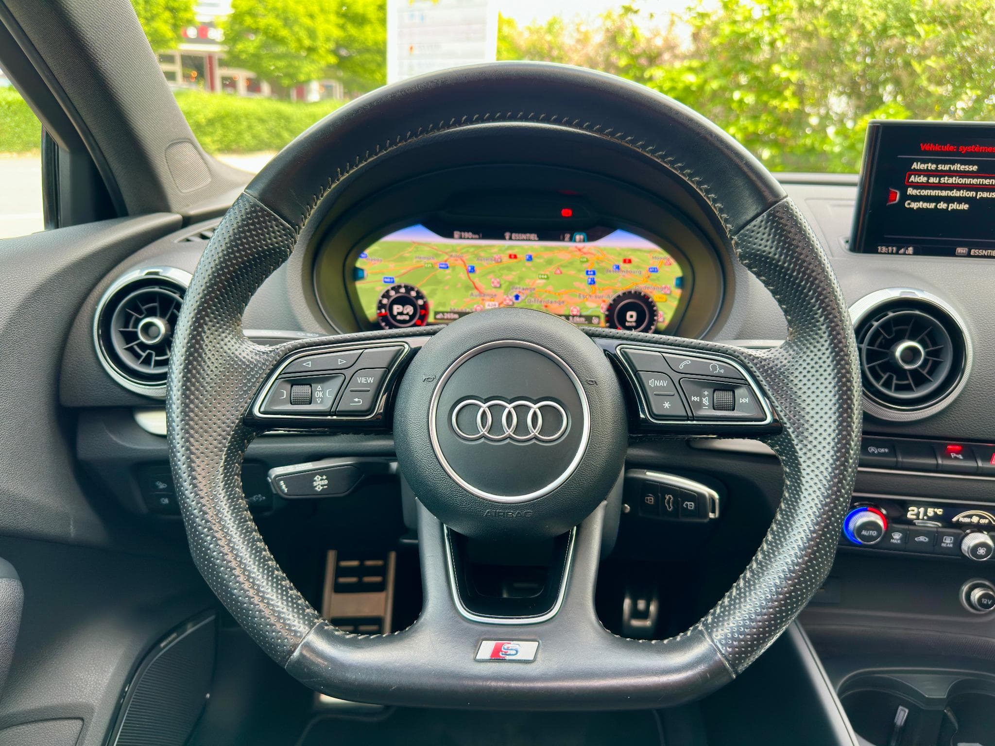 Audi A3 S line 1.4 TFSI 150 ch S tronic 7 (2017) - Photo 22
