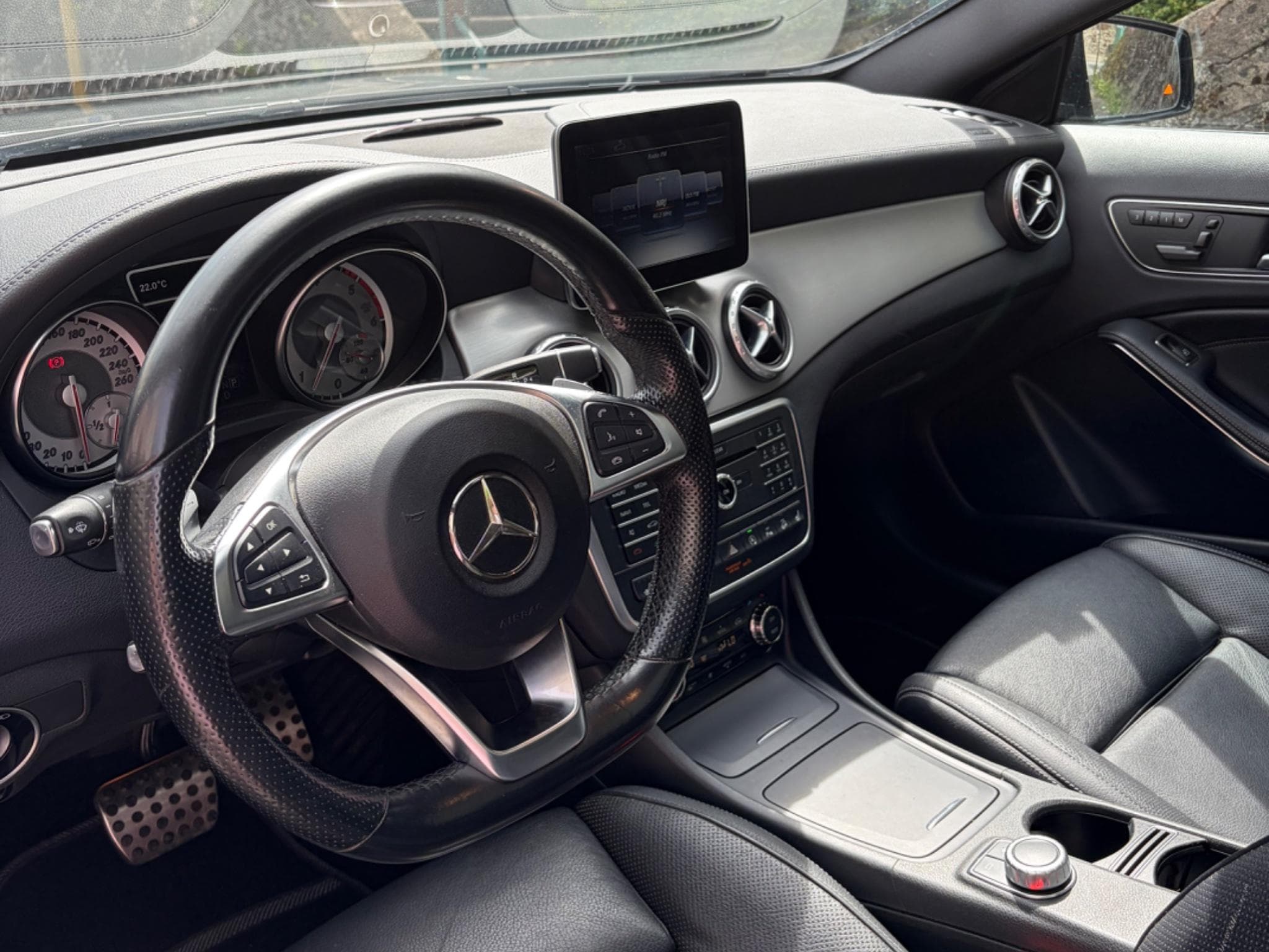 Mercedes GLA 220 (2016) - Photo 3