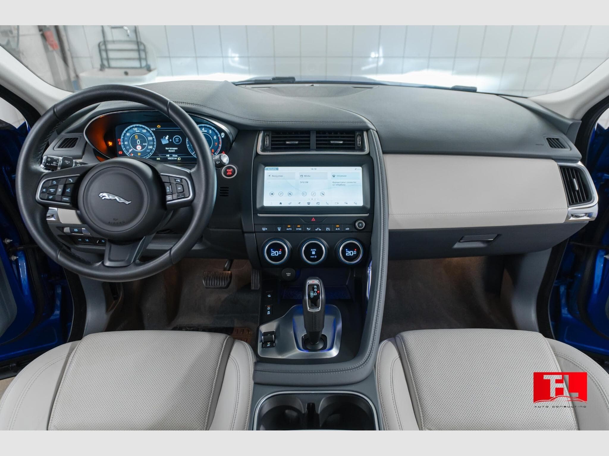 Jaguar E-Pace P250 S AWD (2018) - Photo 5