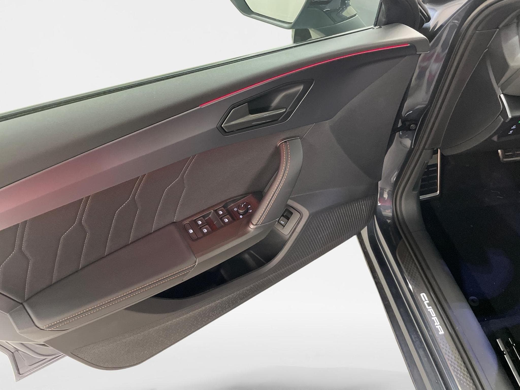 Cupra Leon Sportstourer (2026) - Photo 17