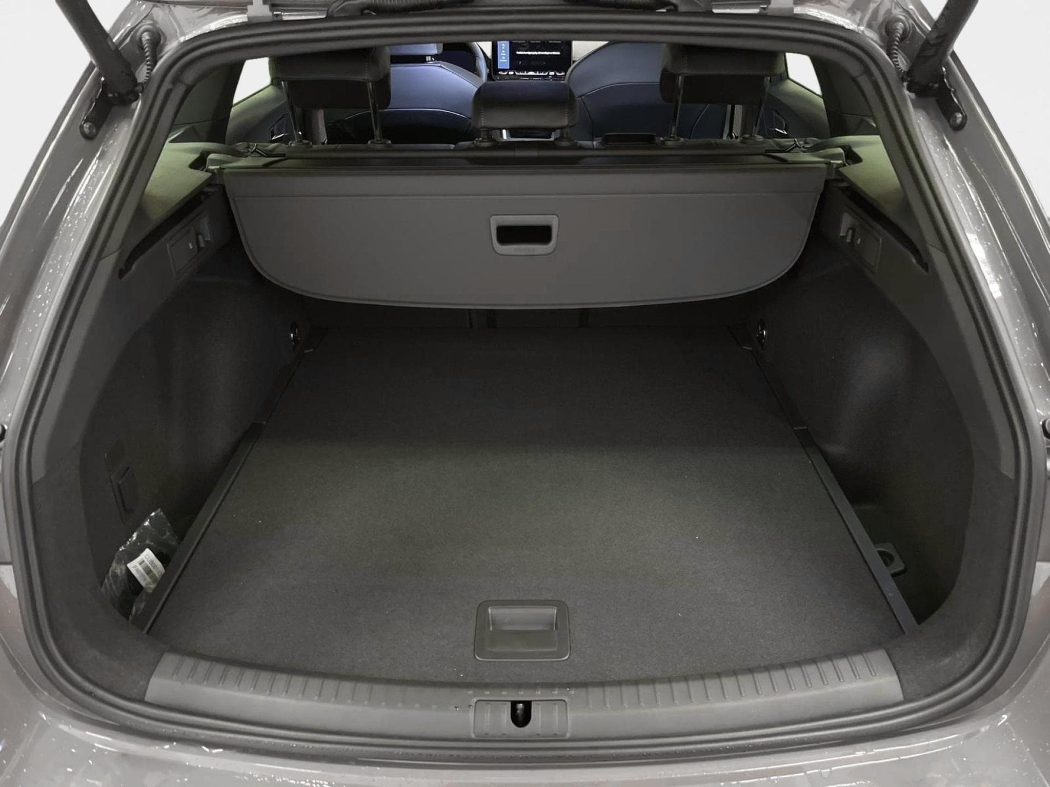 Cupra Leon Sportstourer (2026) - Photo 9