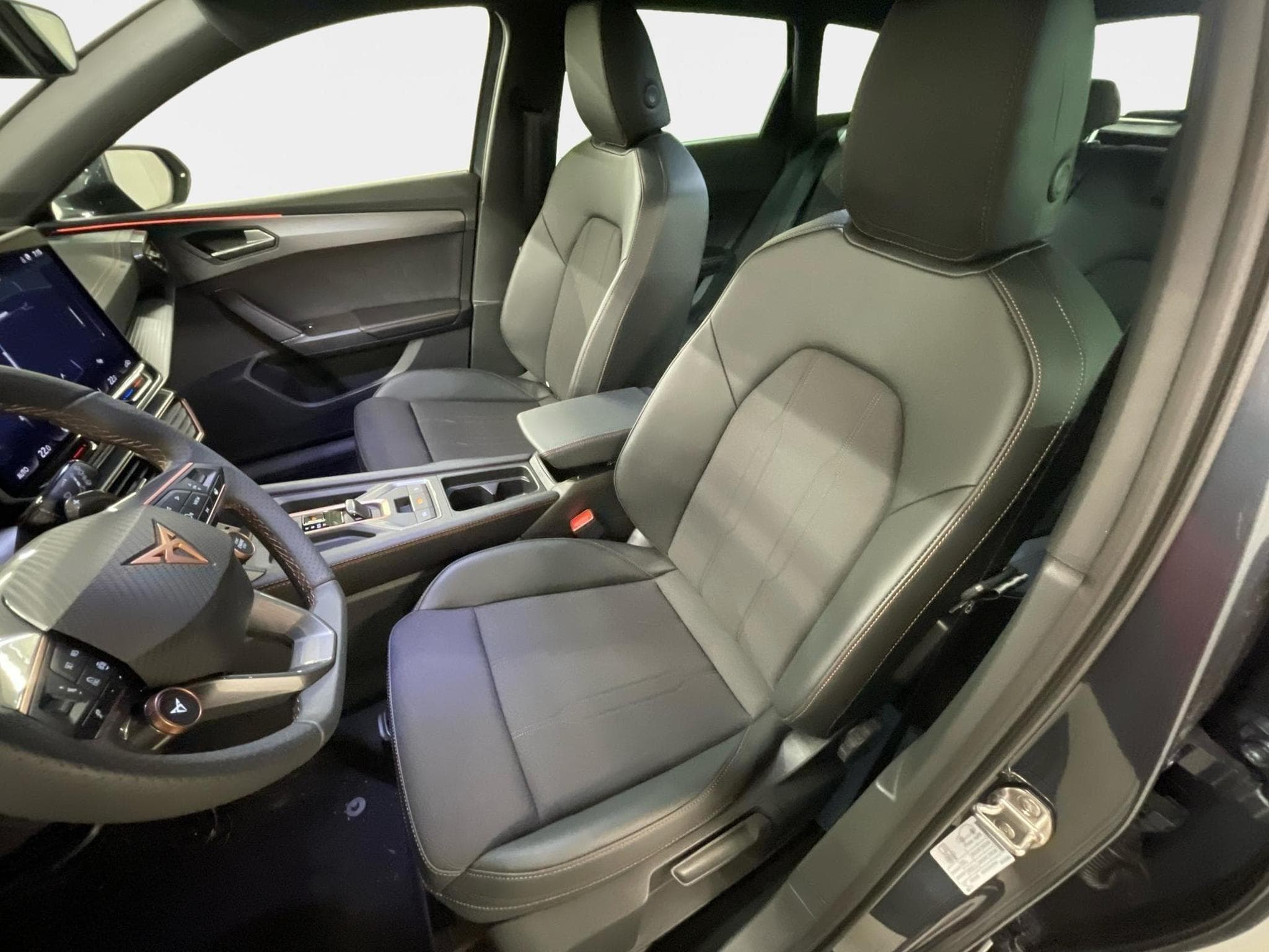 Cupra Leon Sportstourer (2026) - Foto 18