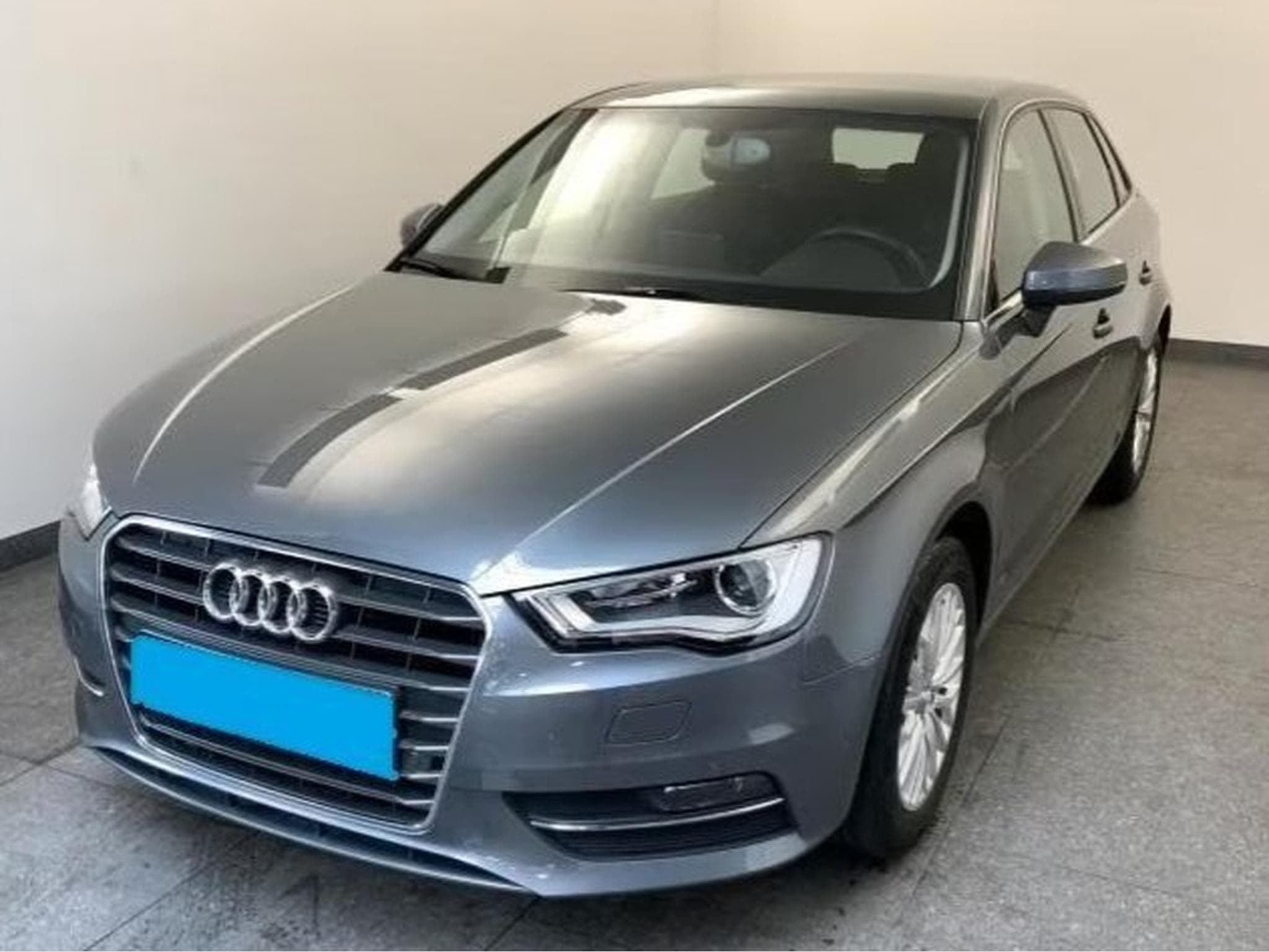 Audi A3 SPORTBACK (2014) - Photo 1