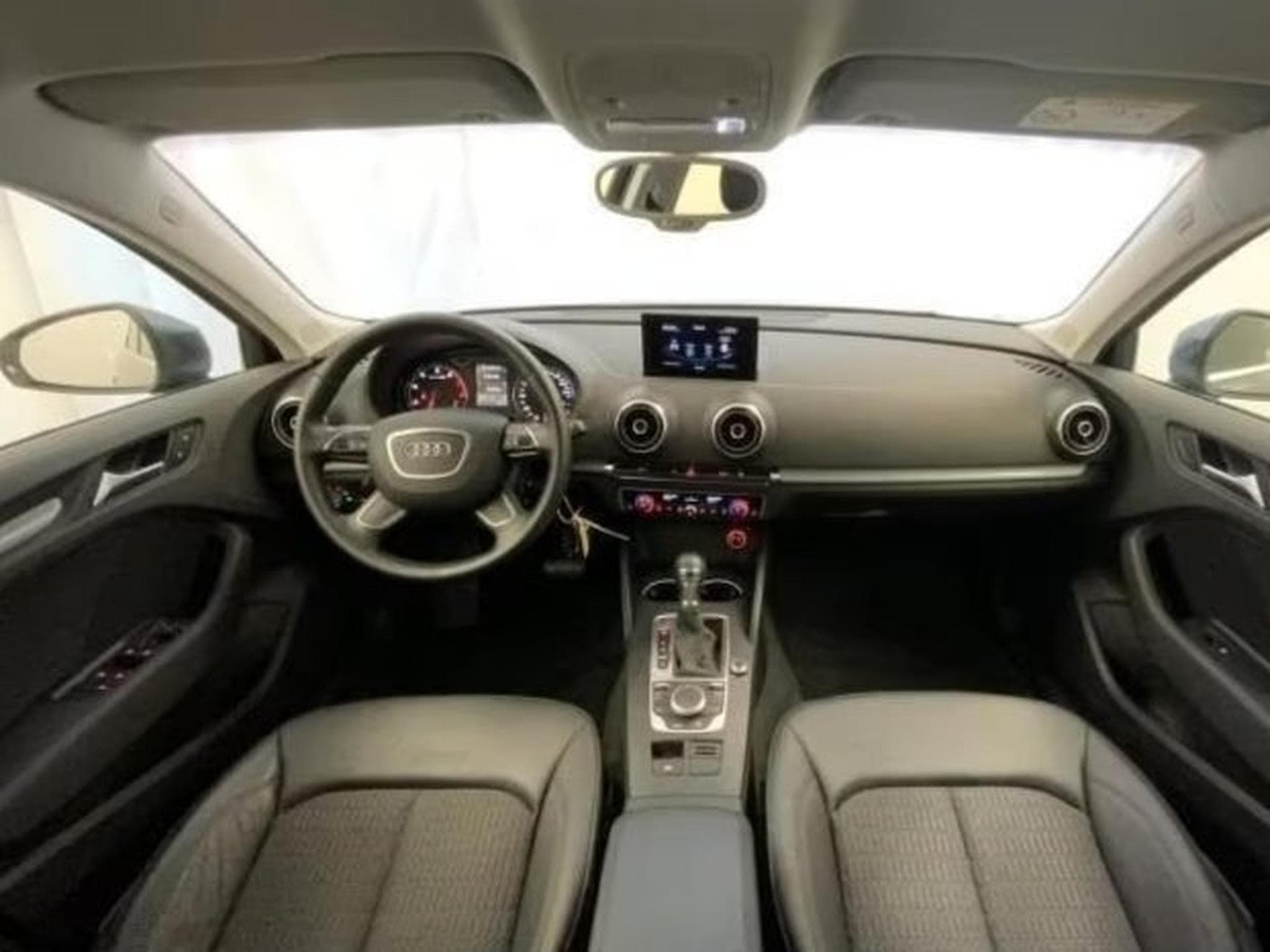 Audi A3 SPORTBACK (2014) - Photo 2