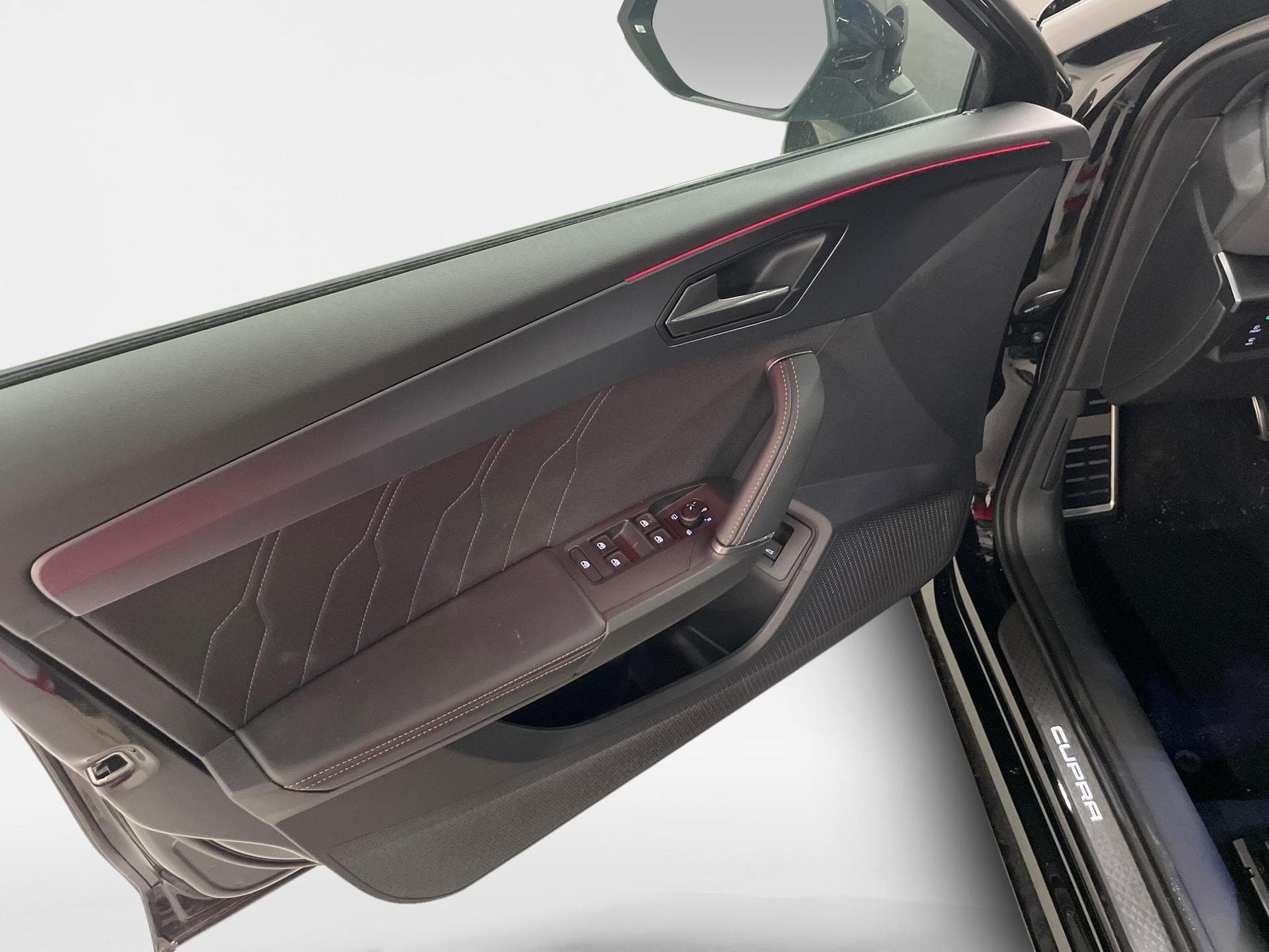 Cupra Leon Sportstourer (2026) - Photo 16