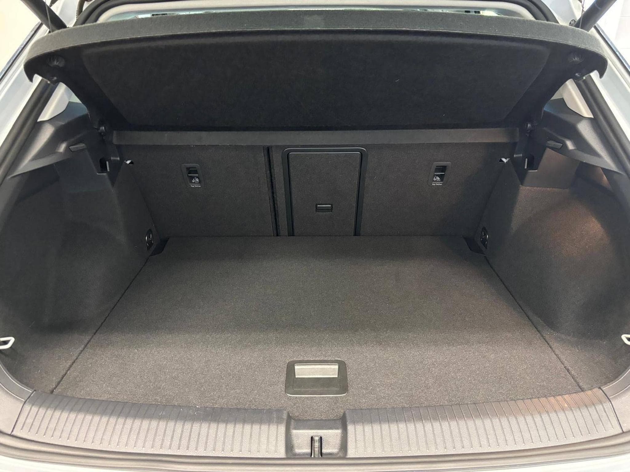 VW T-Roc sport (2019) - Photo 12