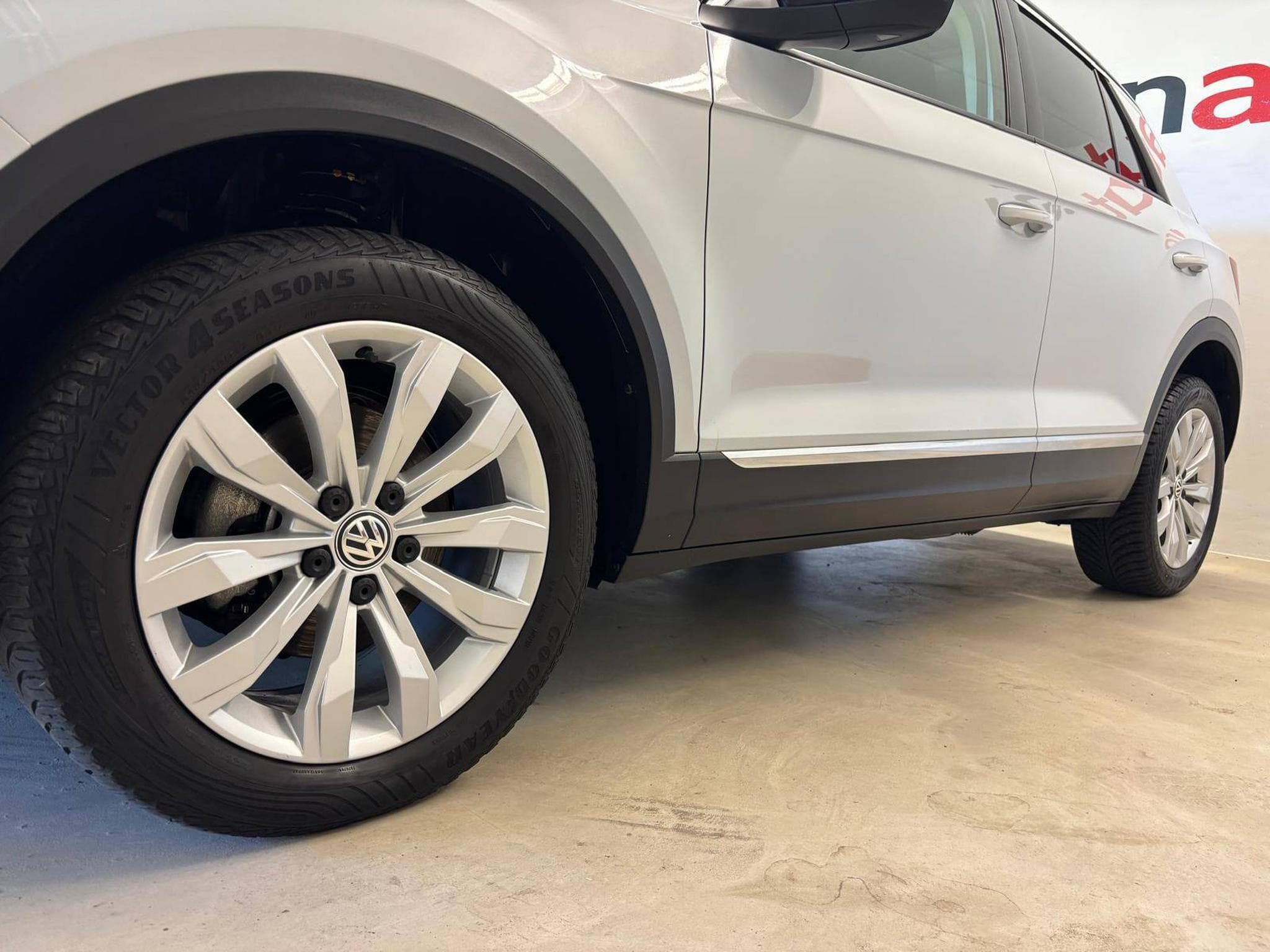 VW T-Roc sport (2019) - Photo 7