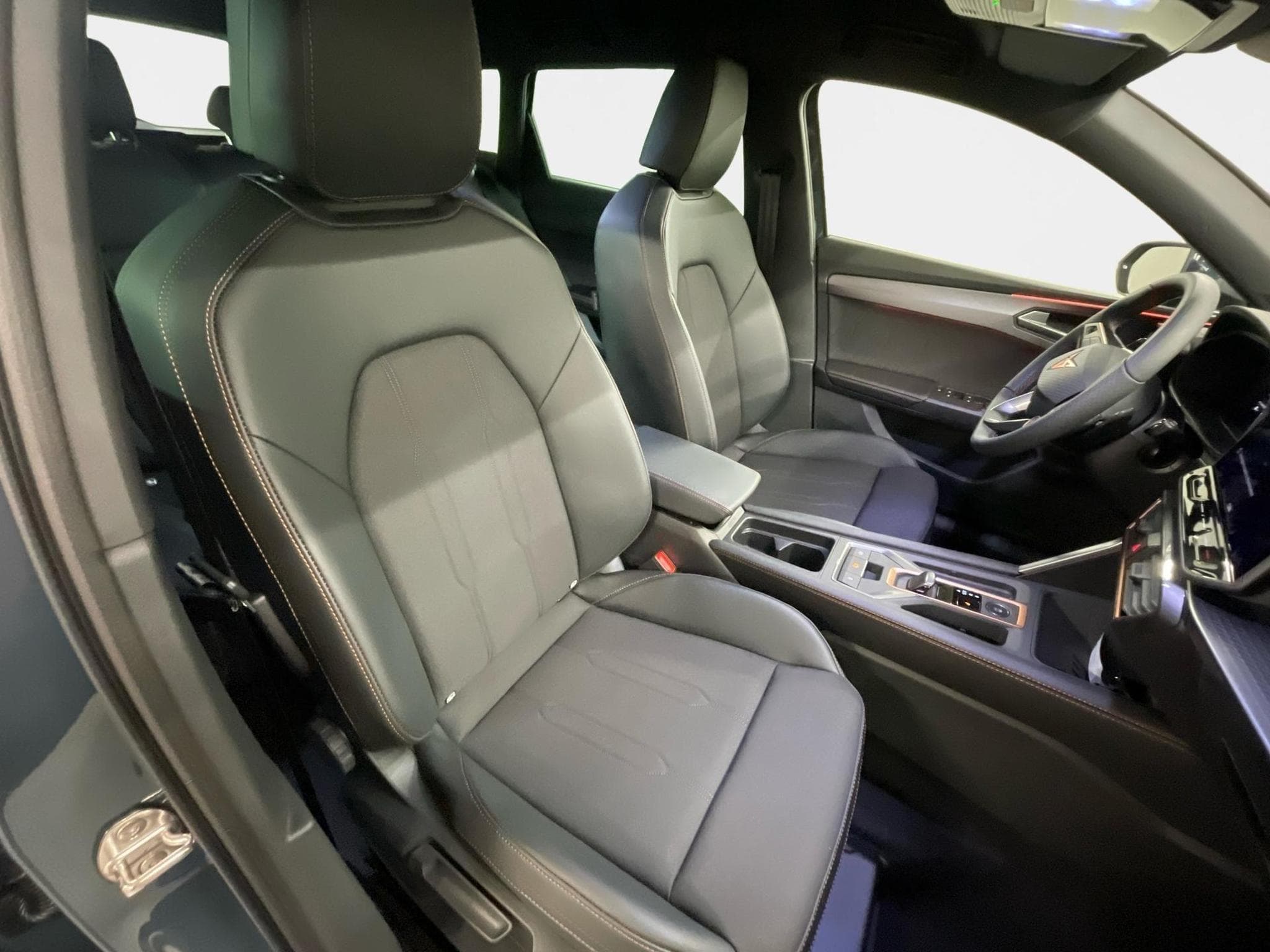 Cupra Leon Sportstourer (2026) - Foto 19