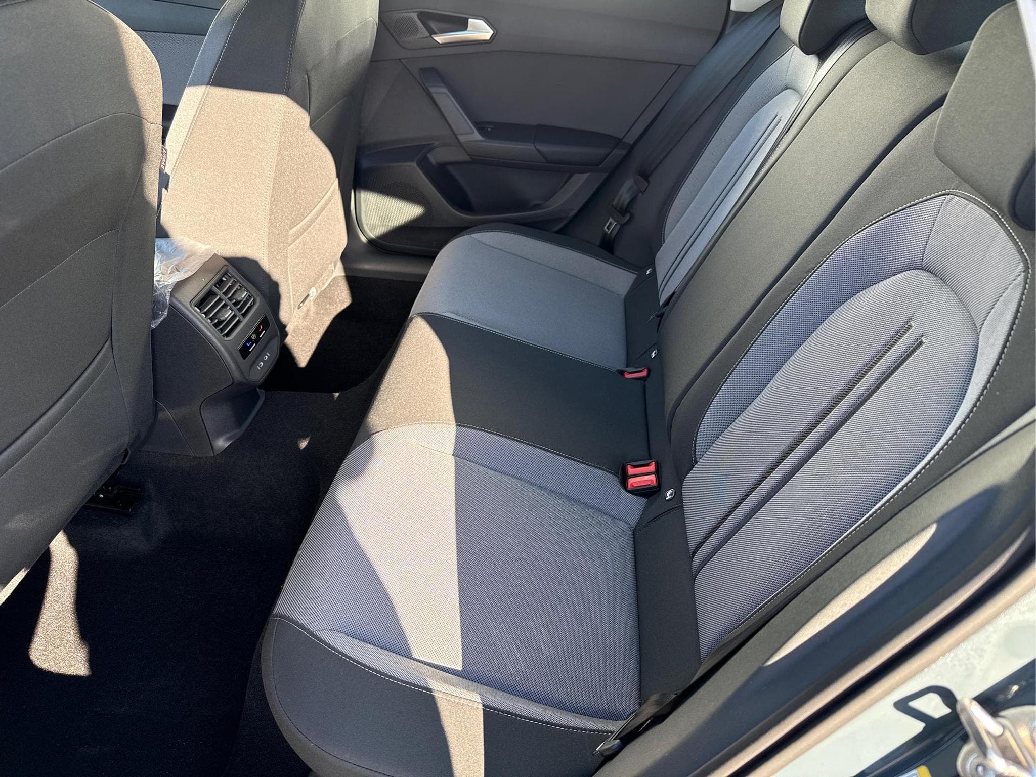 Seat Leon Style (2026) - Photo 9