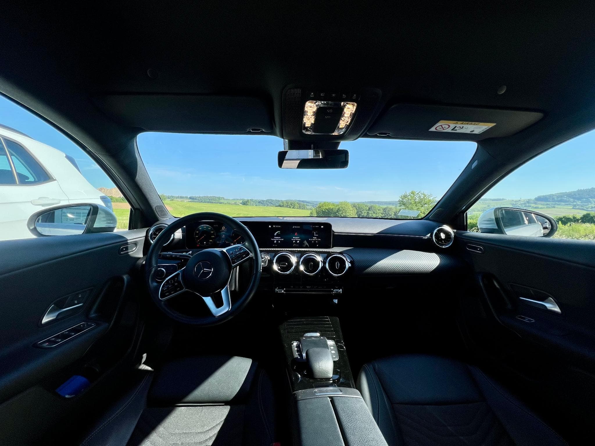 Mercedes A 180 A180 D BUSINESS SOLUTION (2022) - Photo 2